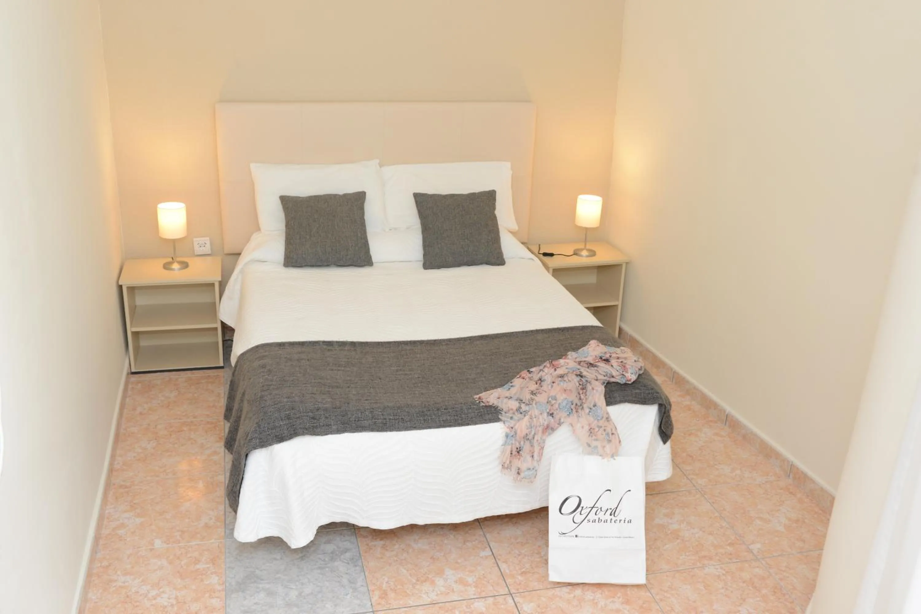 Photo of the whole room, Bed in Rallye Hotel