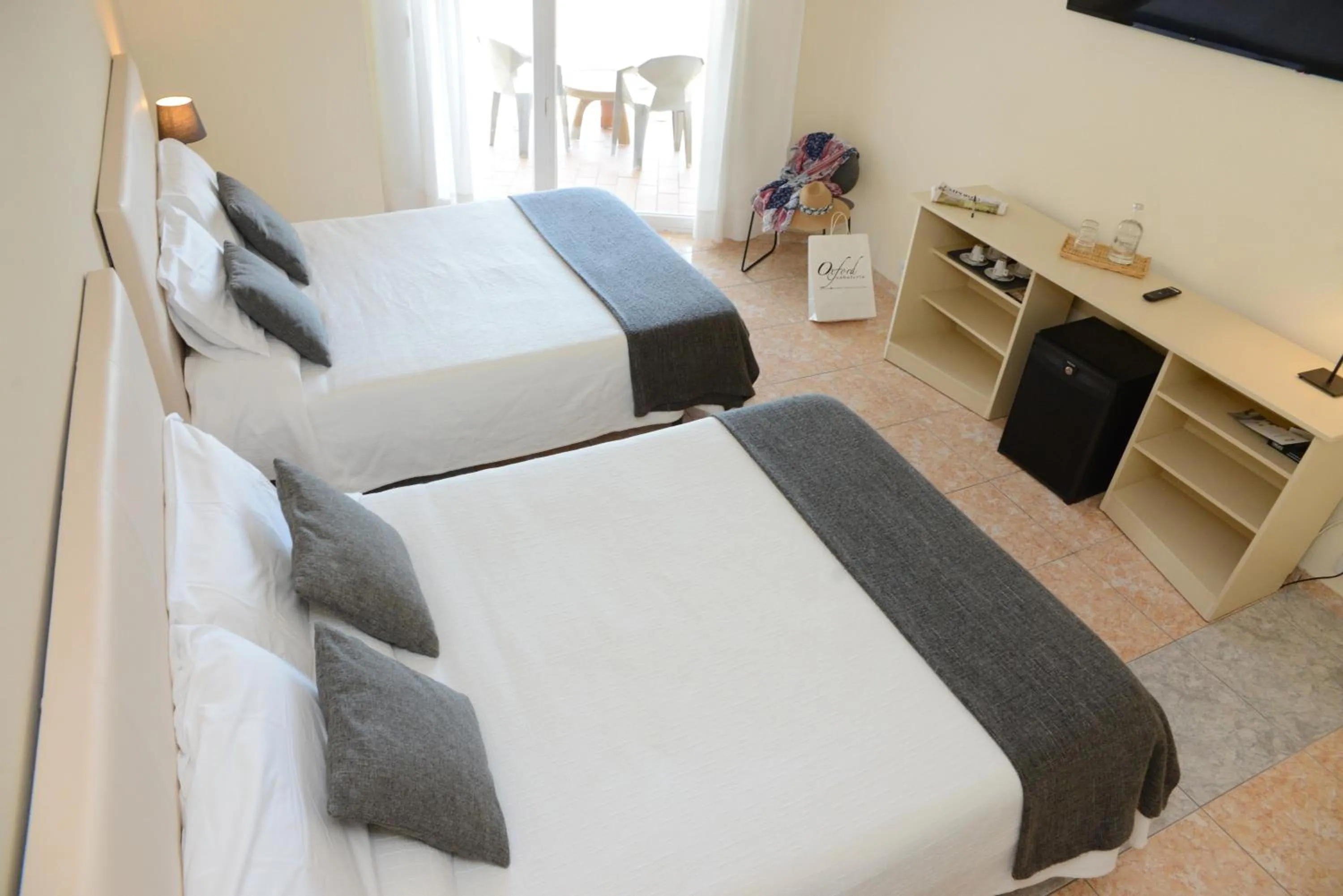 Photo of the whole room, Bed in Rallye Hotel