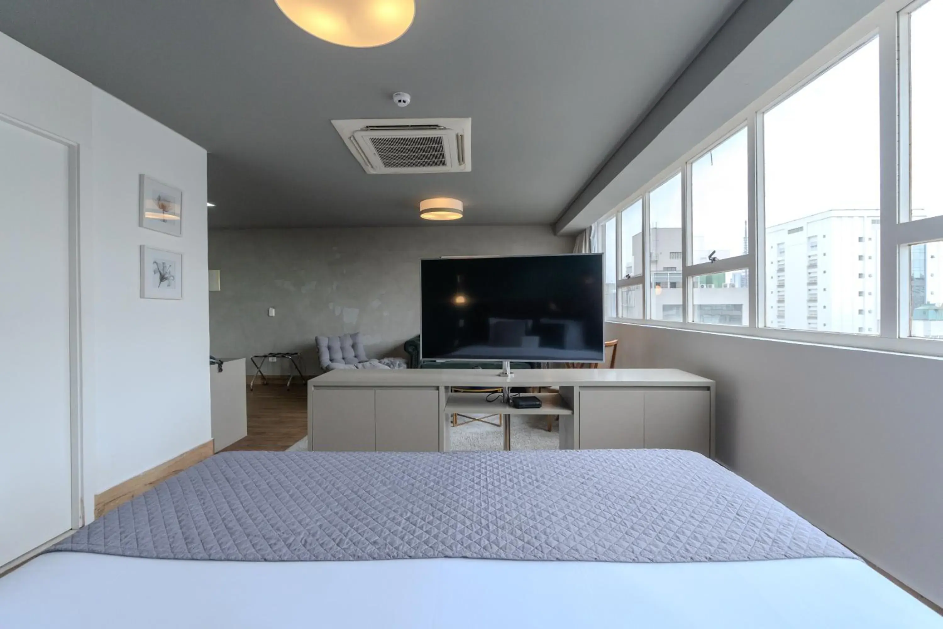 Presidential Suite - single occupancy in Hotel Heritage Presidential Suite - single occupancy in Hotel Heritage