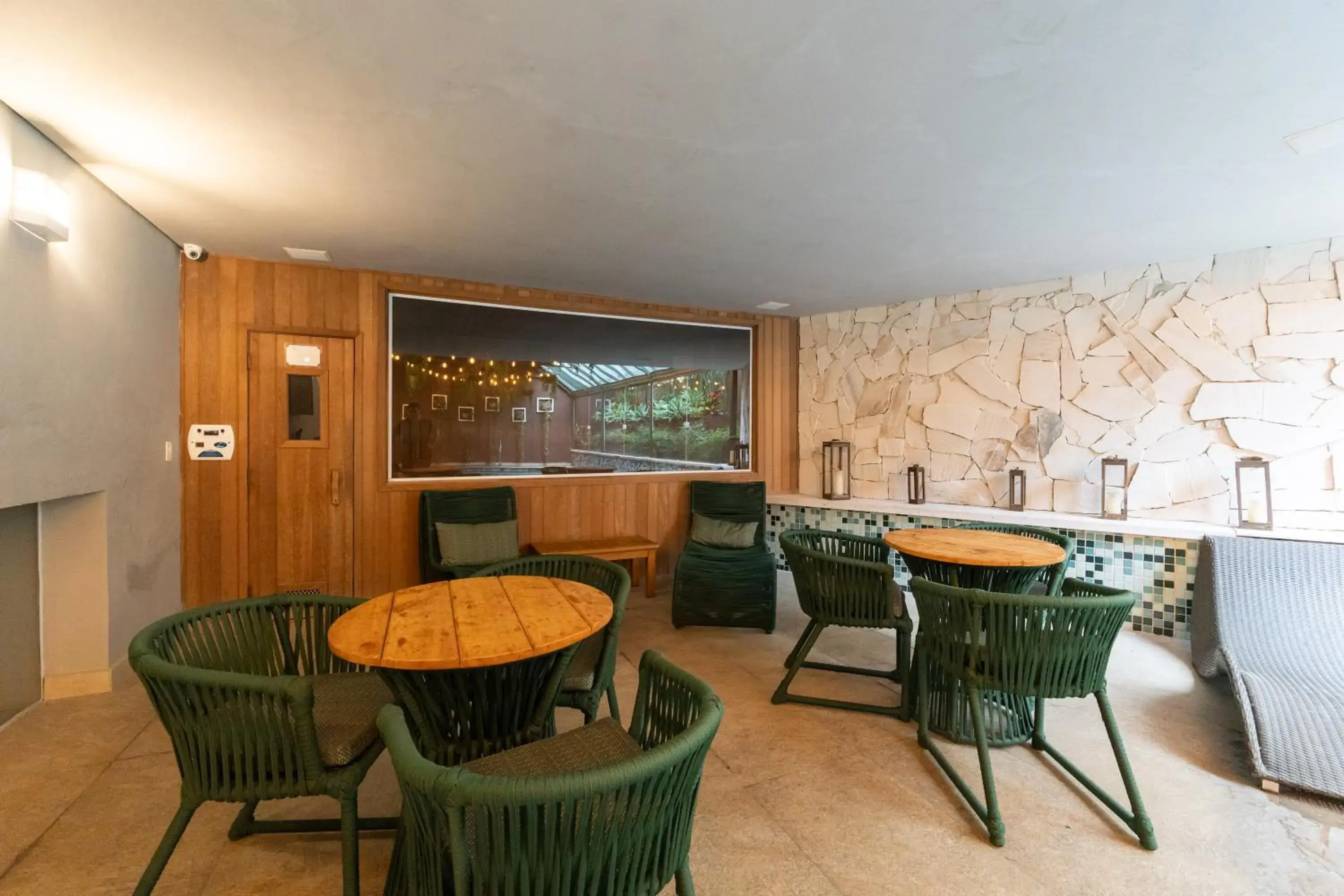 Swimming pool in Hotel Heritage Swimming pool in Hotel Heritage