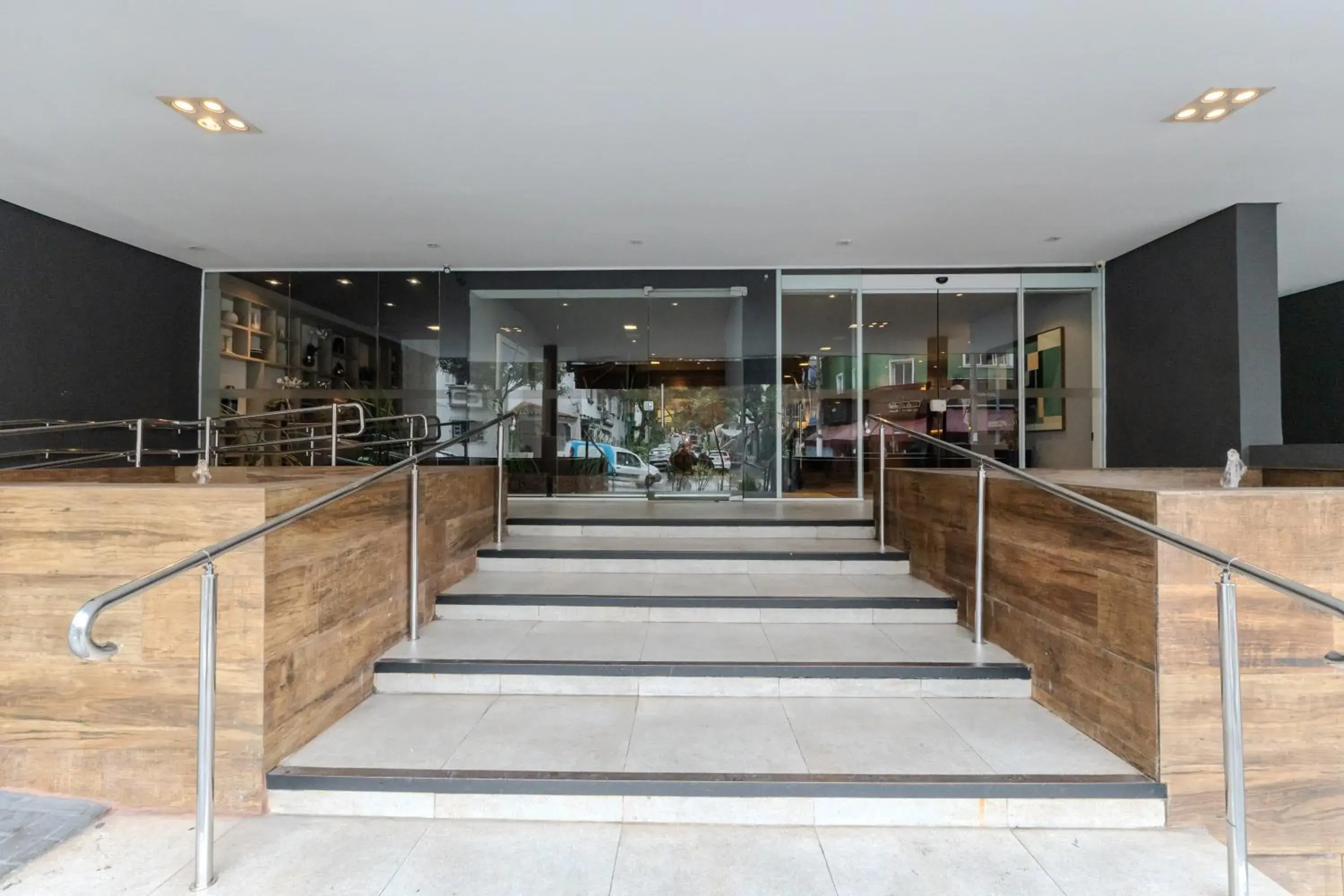 Facade/entrance in Hotel Heritage Facade/entrance in Hotel Heritage