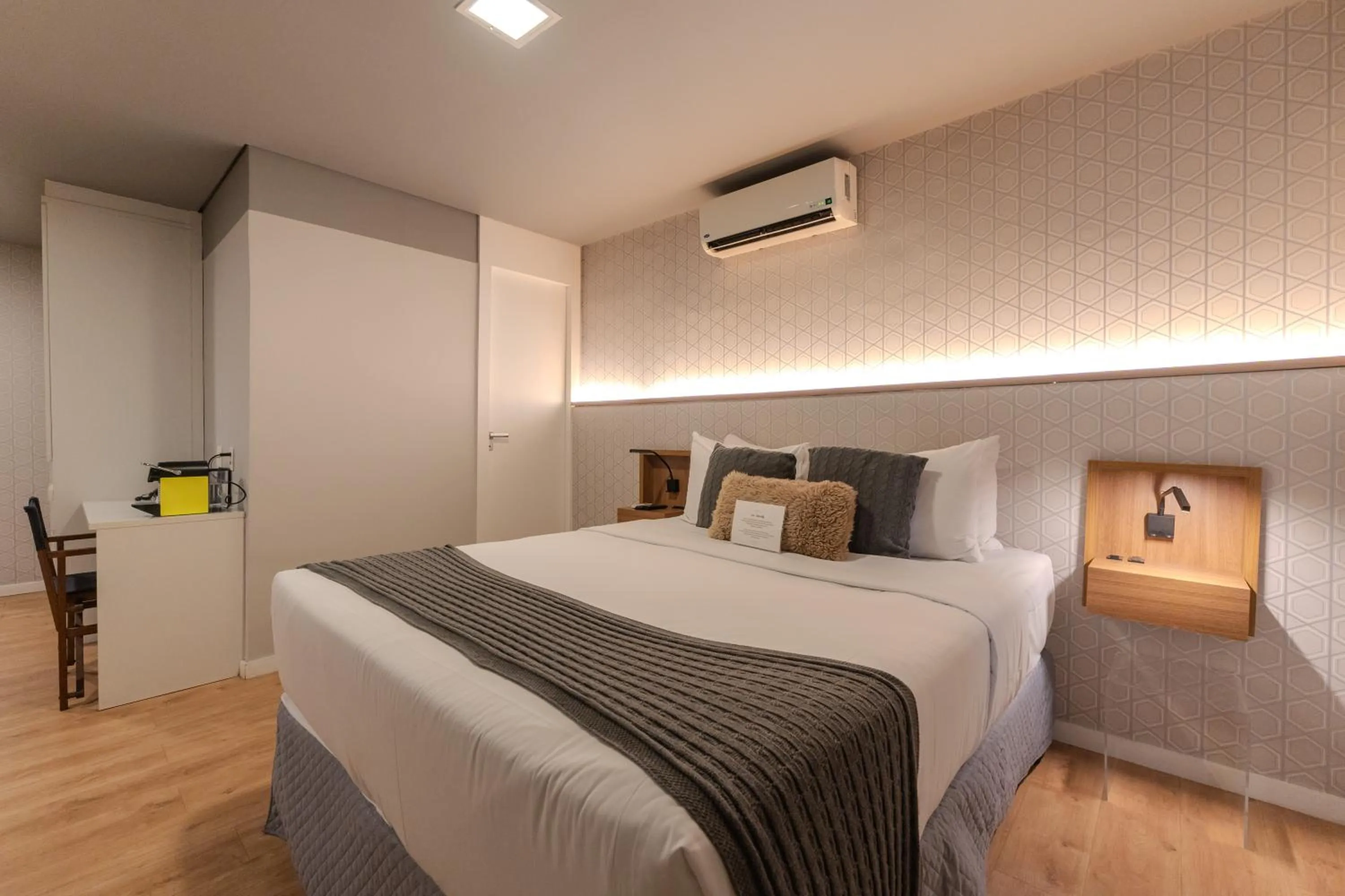 Bed in Hotel Heritage