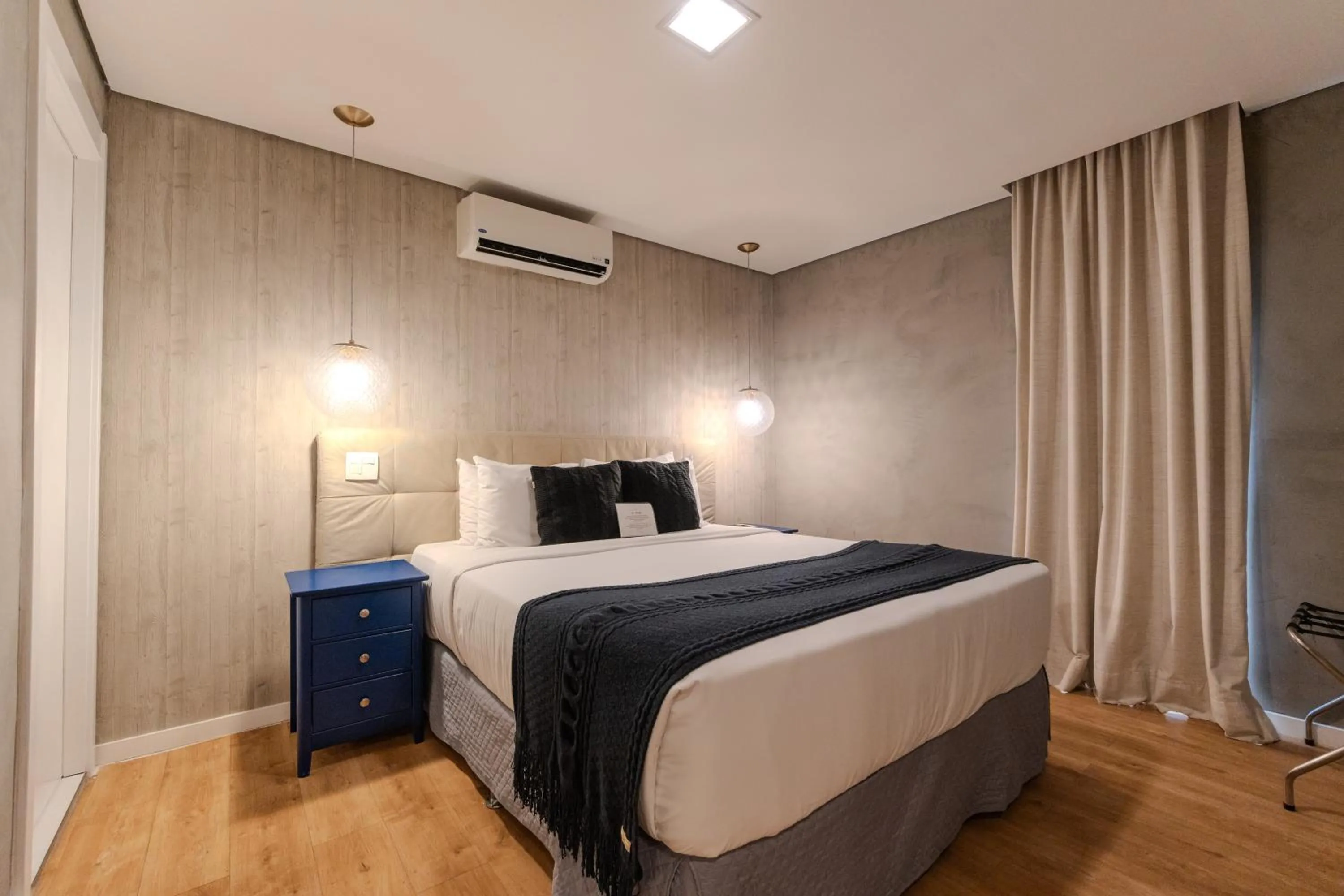 Bed in Hotel Heritage