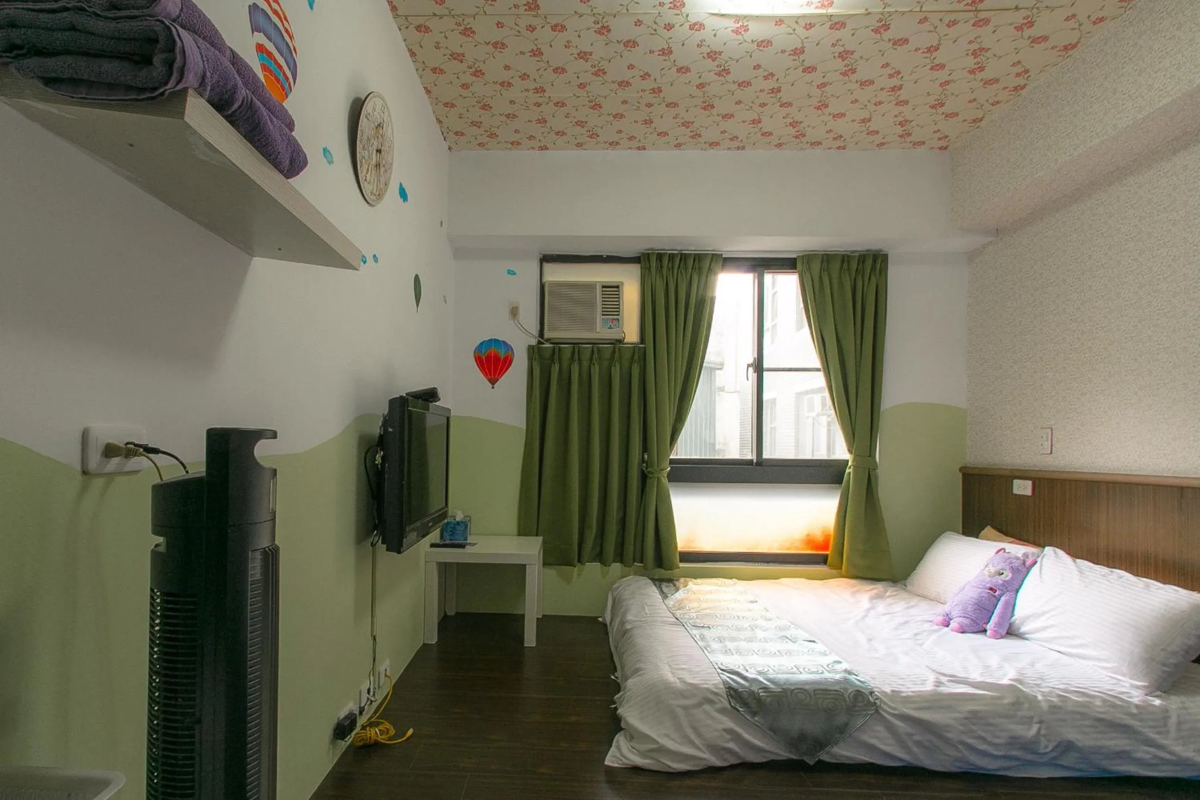 On site in Fengchia Love Heart