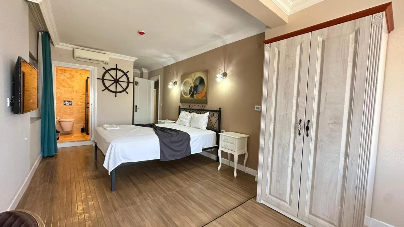 Restaurant/places to eat, Bed in Aden Boutique Otel