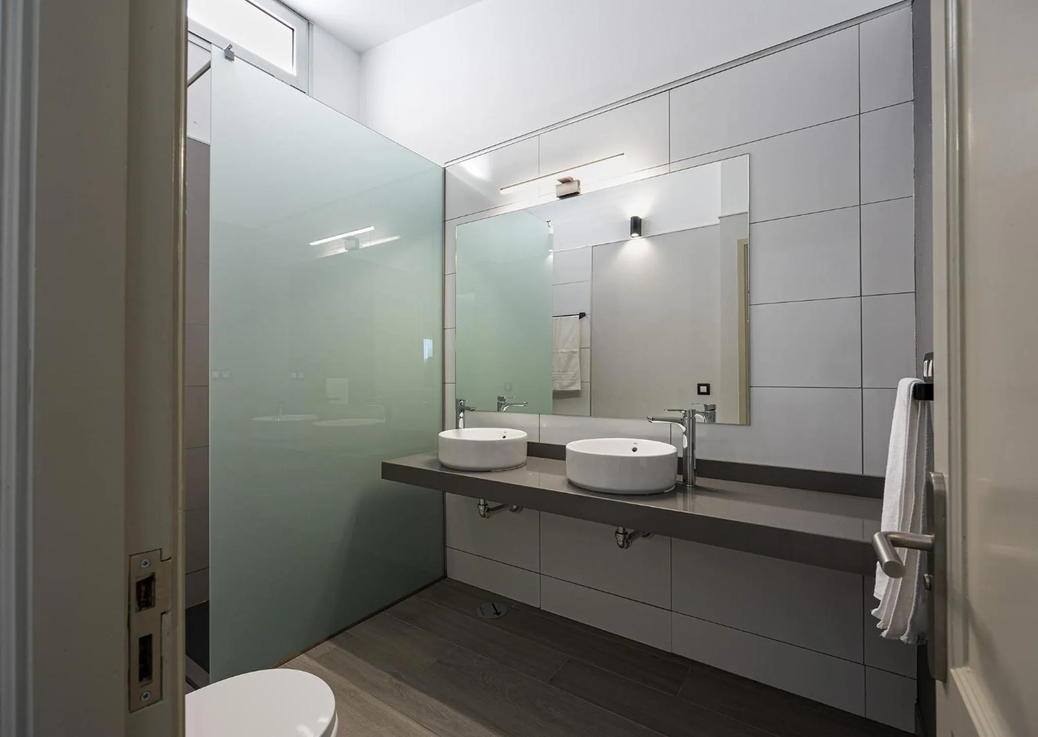 Bathroom in Smartr Maspalomas Corinto