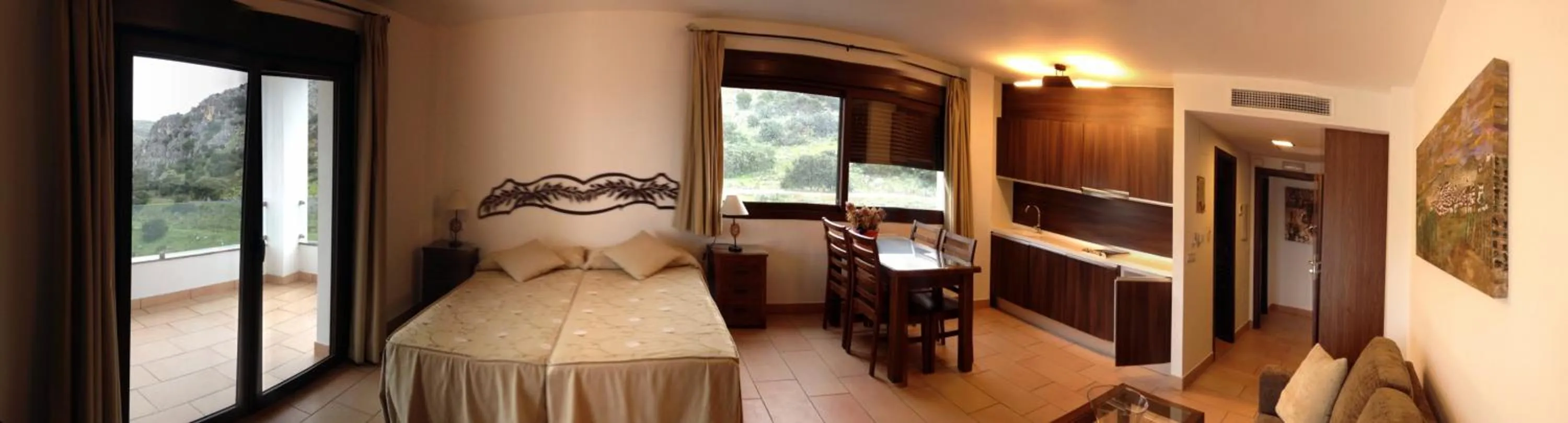 Photo of the whole room, Bed in Los Castillarejos Apartamentos Rurales