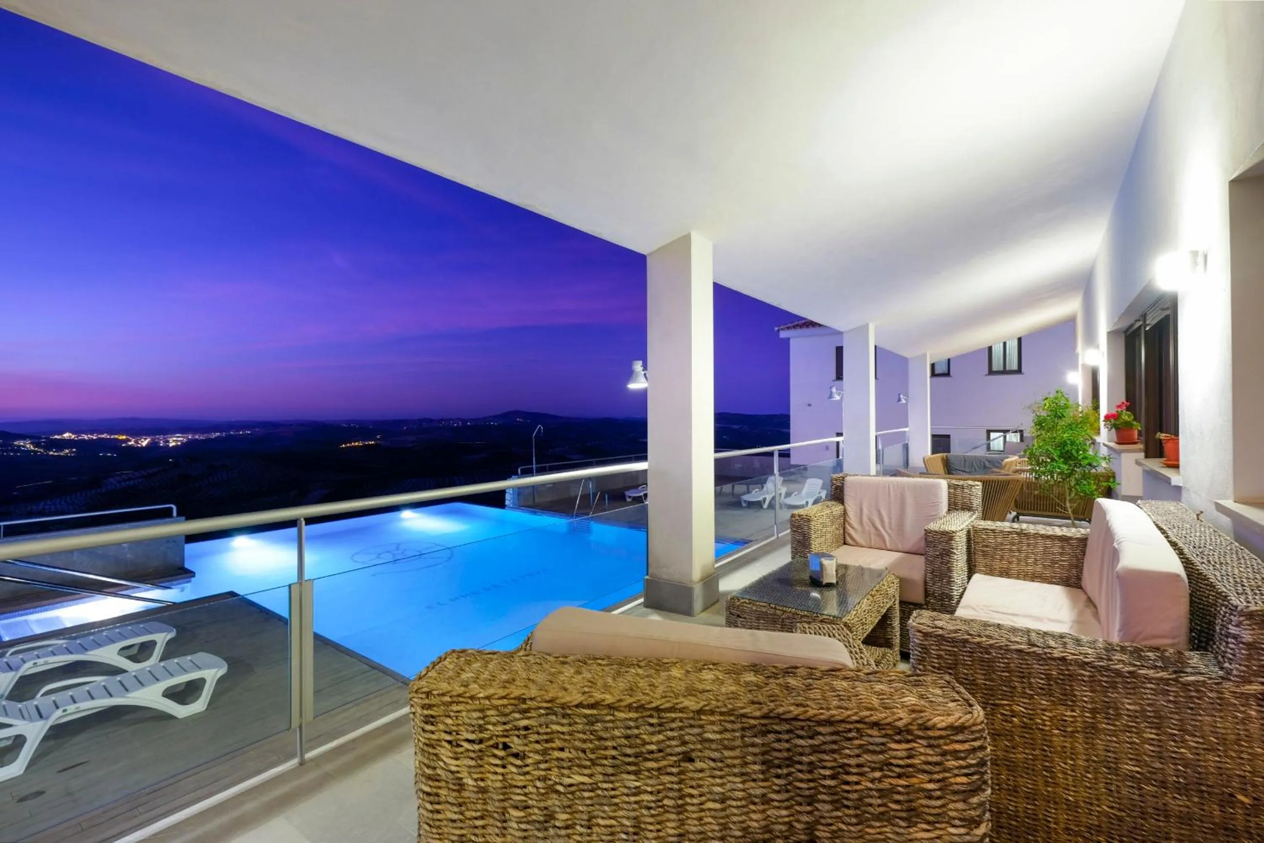 Pool view in Los Castillarejos Apartamentos Rurales