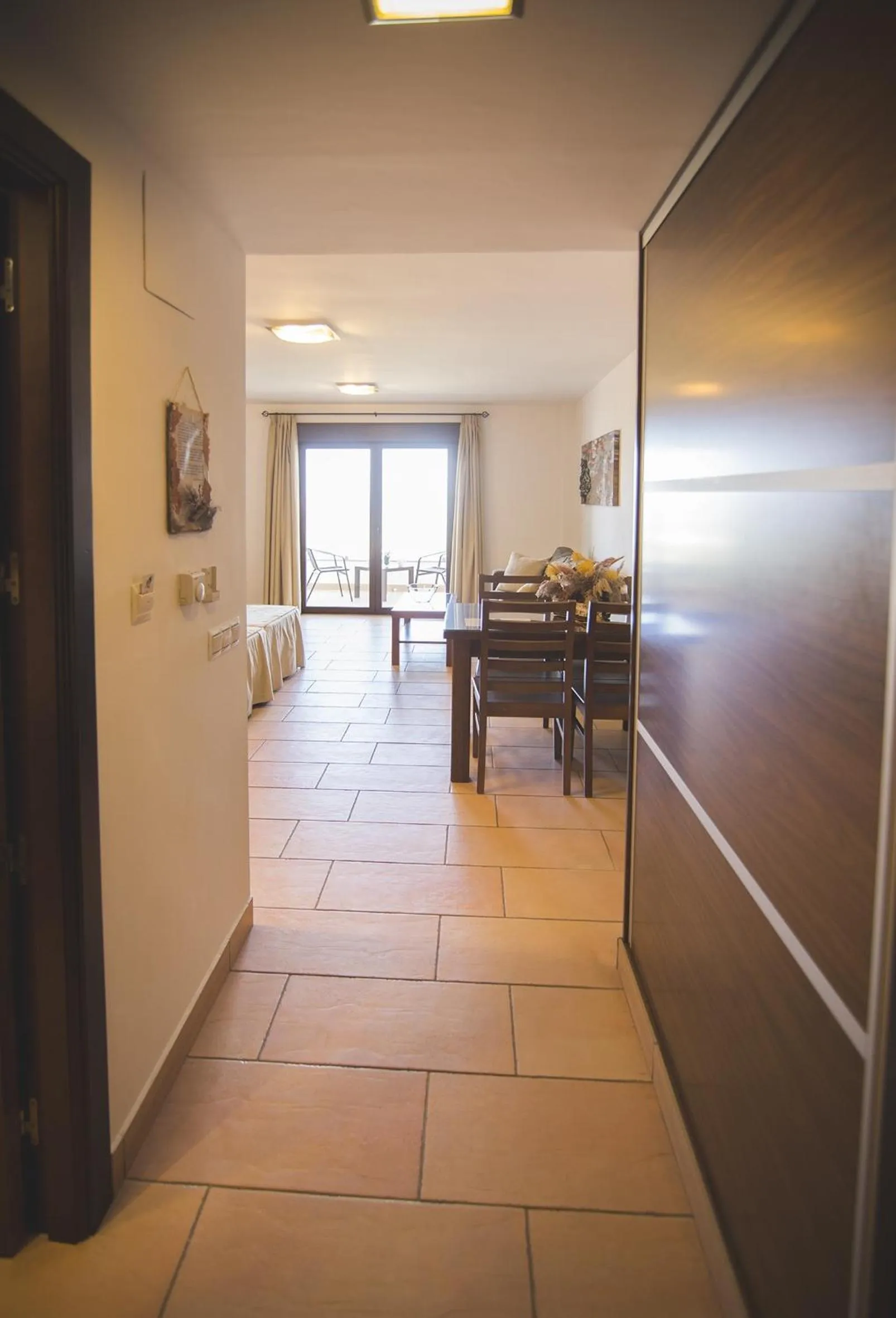 Photo of the whole room in Los Castillarejos Apartamentos Rurales