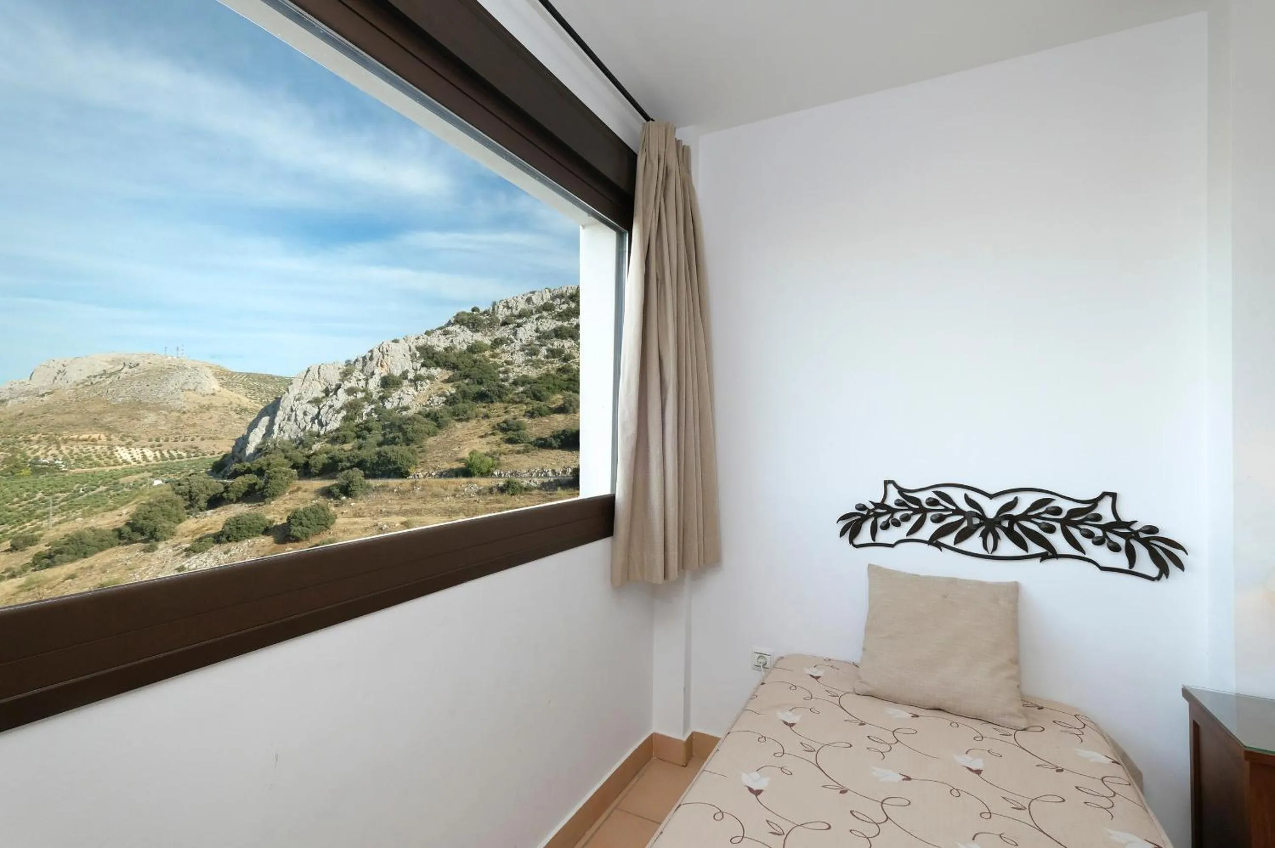 Mountain view, Bed in Los Castillarejos Apartamentos Rurales
