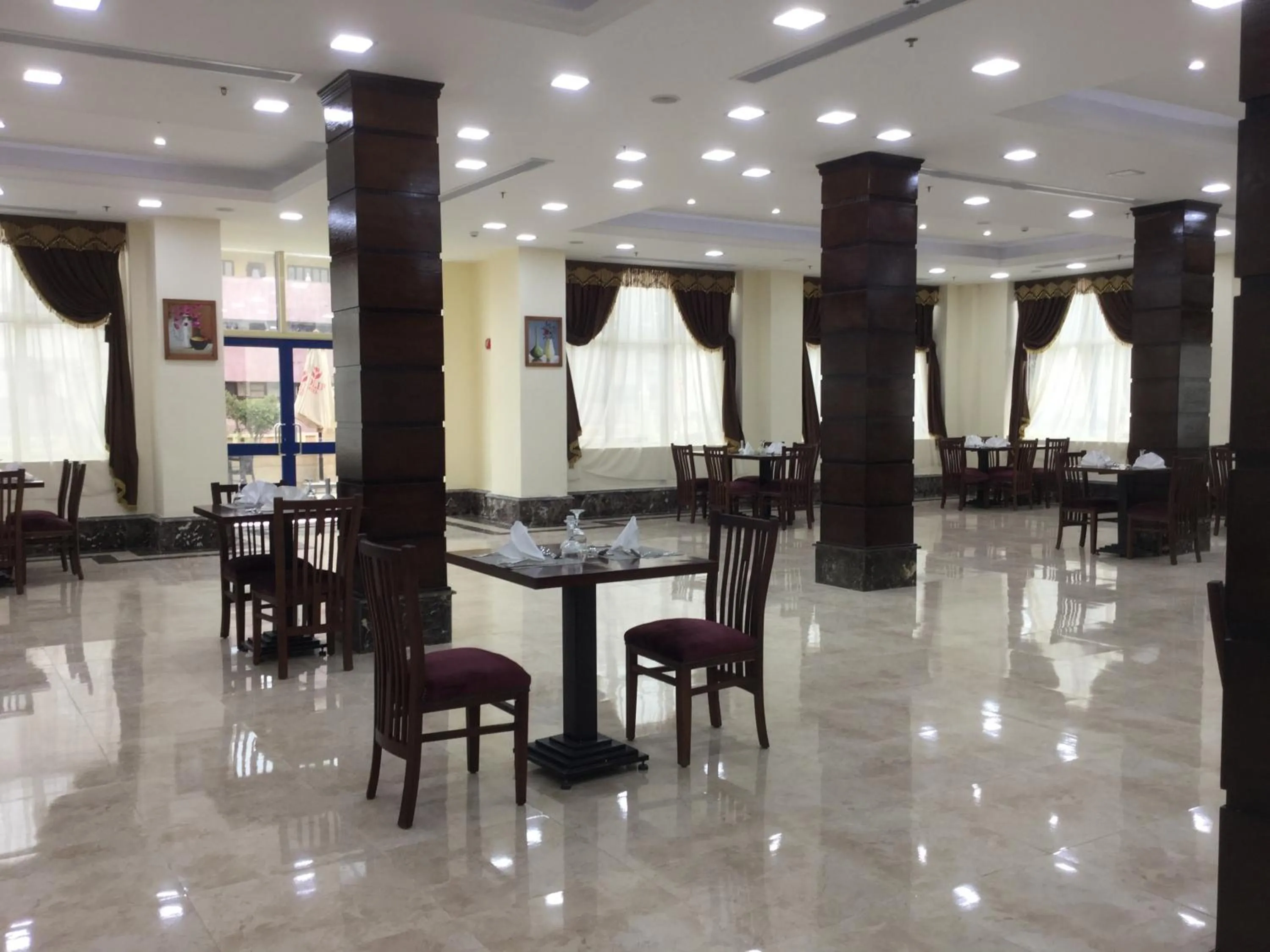 Restaurant/places to eat in Jewel Inn Beni Suef