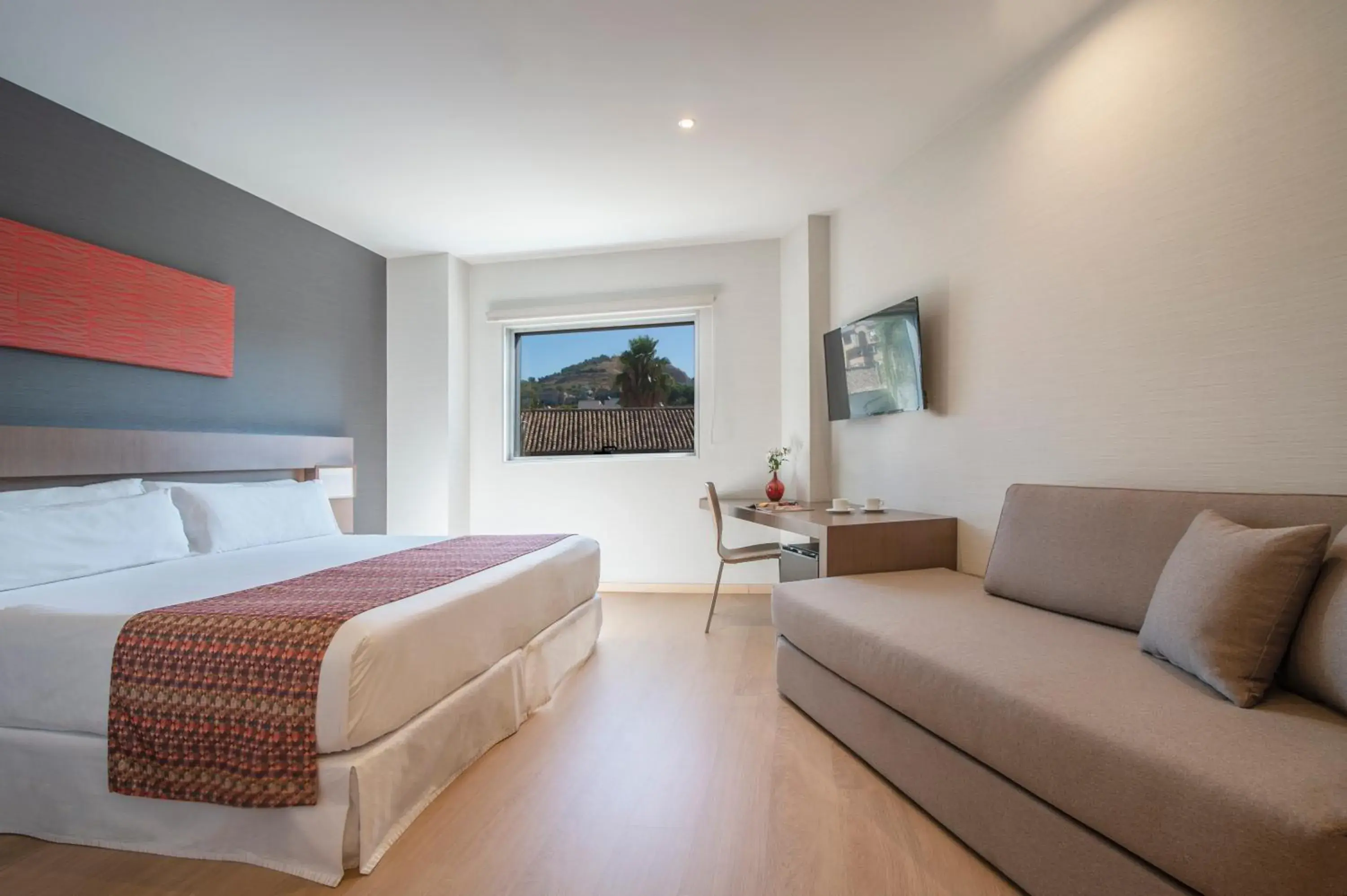 Photo of the whole room, Bed in Hotel Granada by Pierre & Vacances Photo of the whole room, Bed in Hotel Granada by Pierre & Vacances