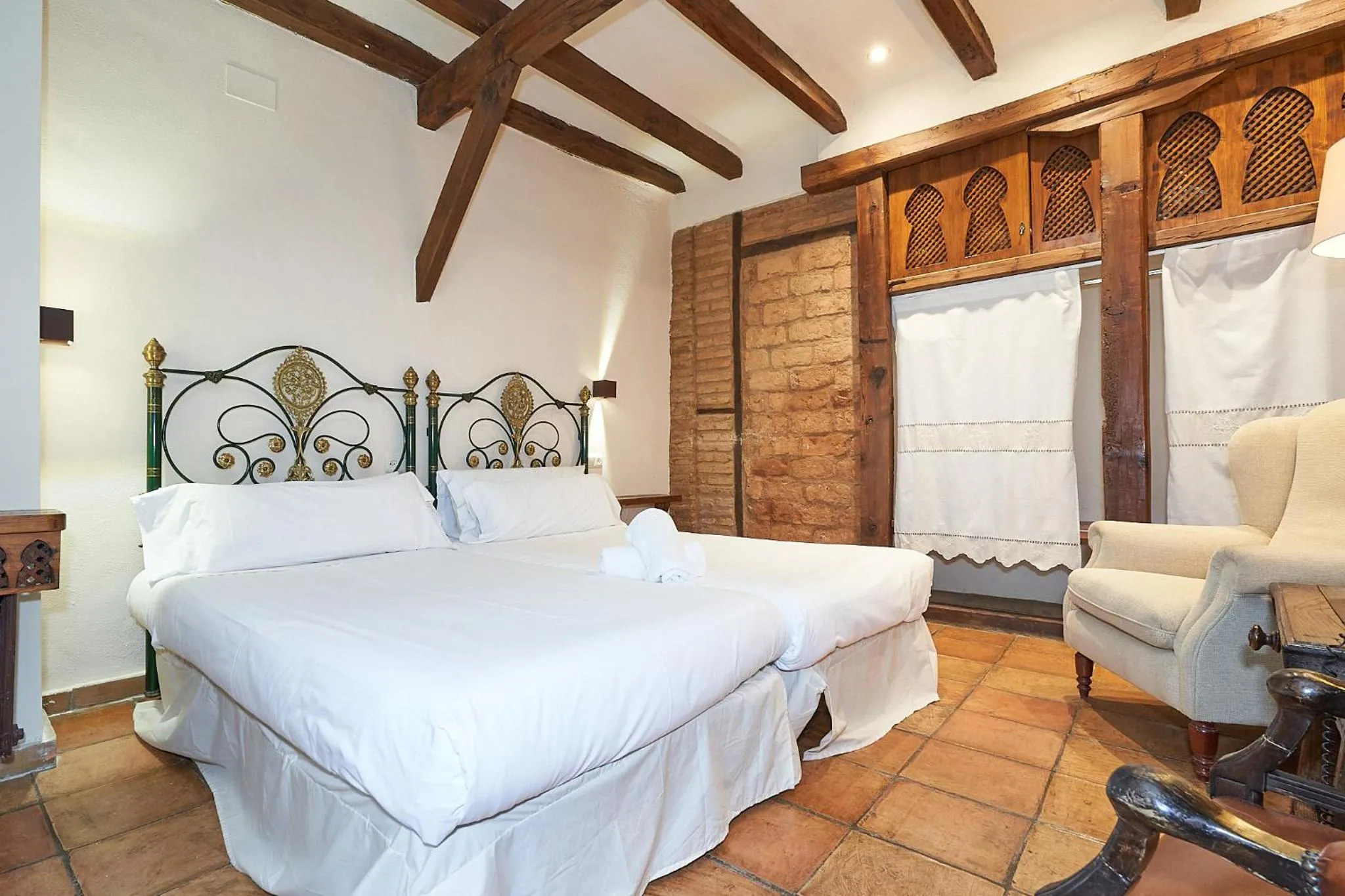 Photo of the whole room, Bed in Hotel América