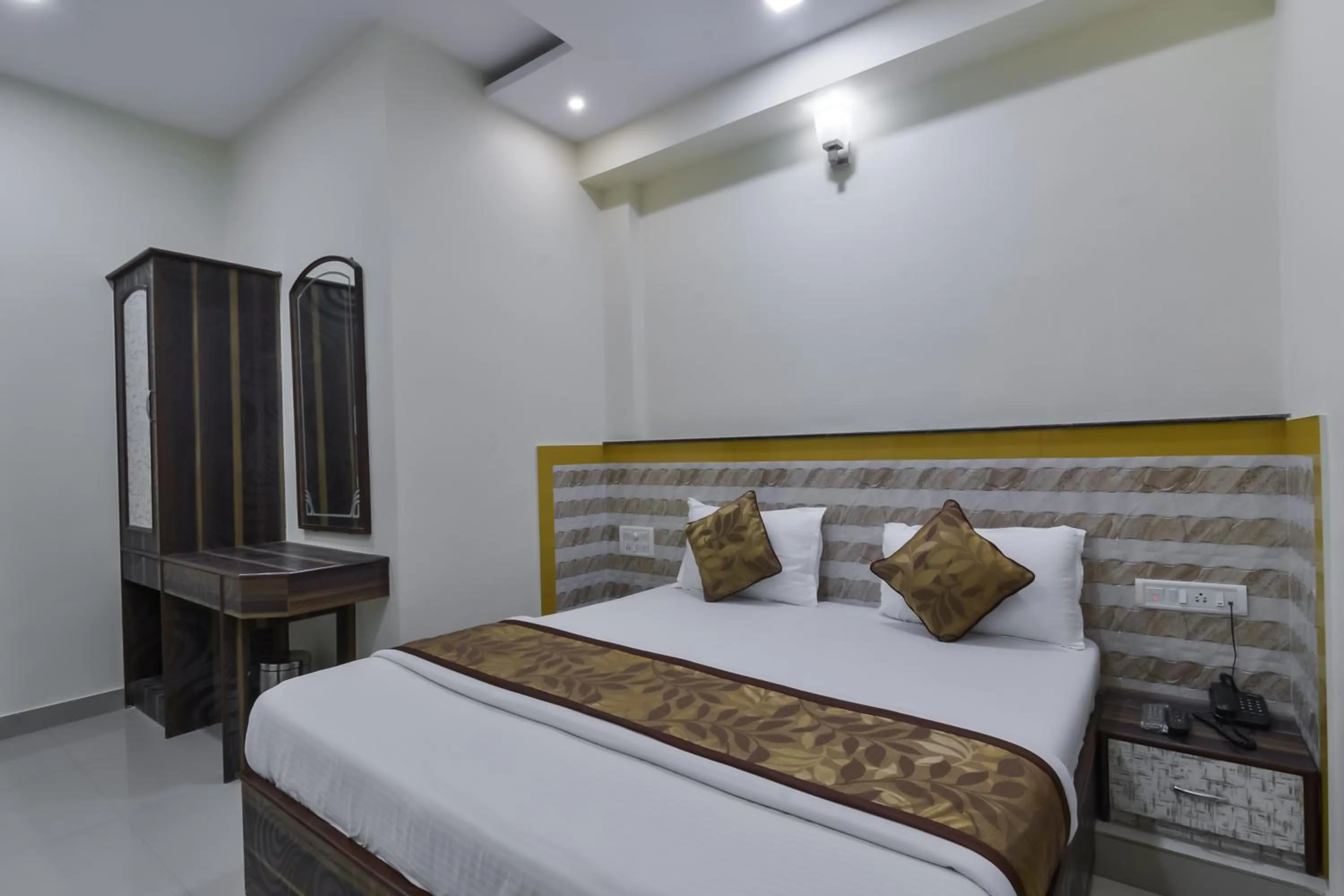 Bed in Hotel Aroma- Dadar