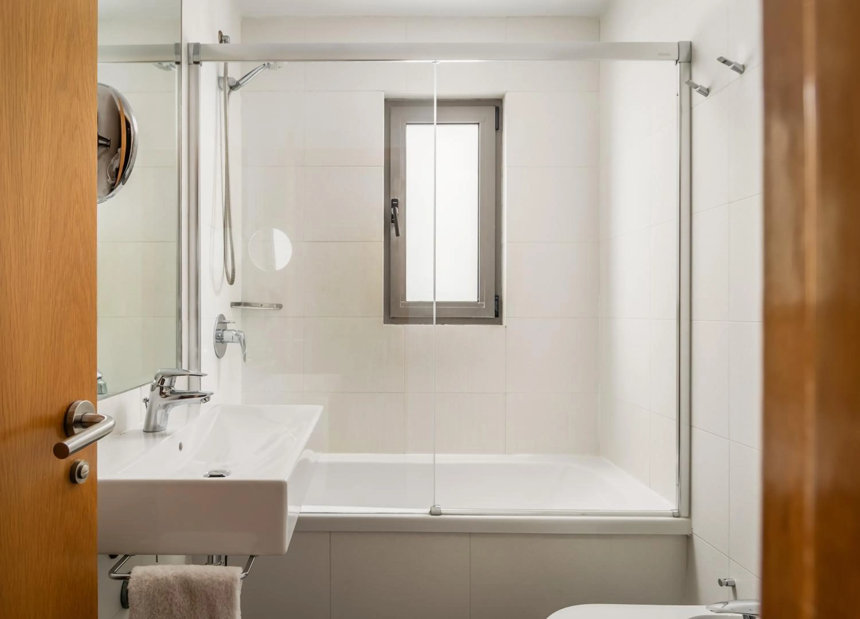 Bathroom in BYPILLOW Tiento