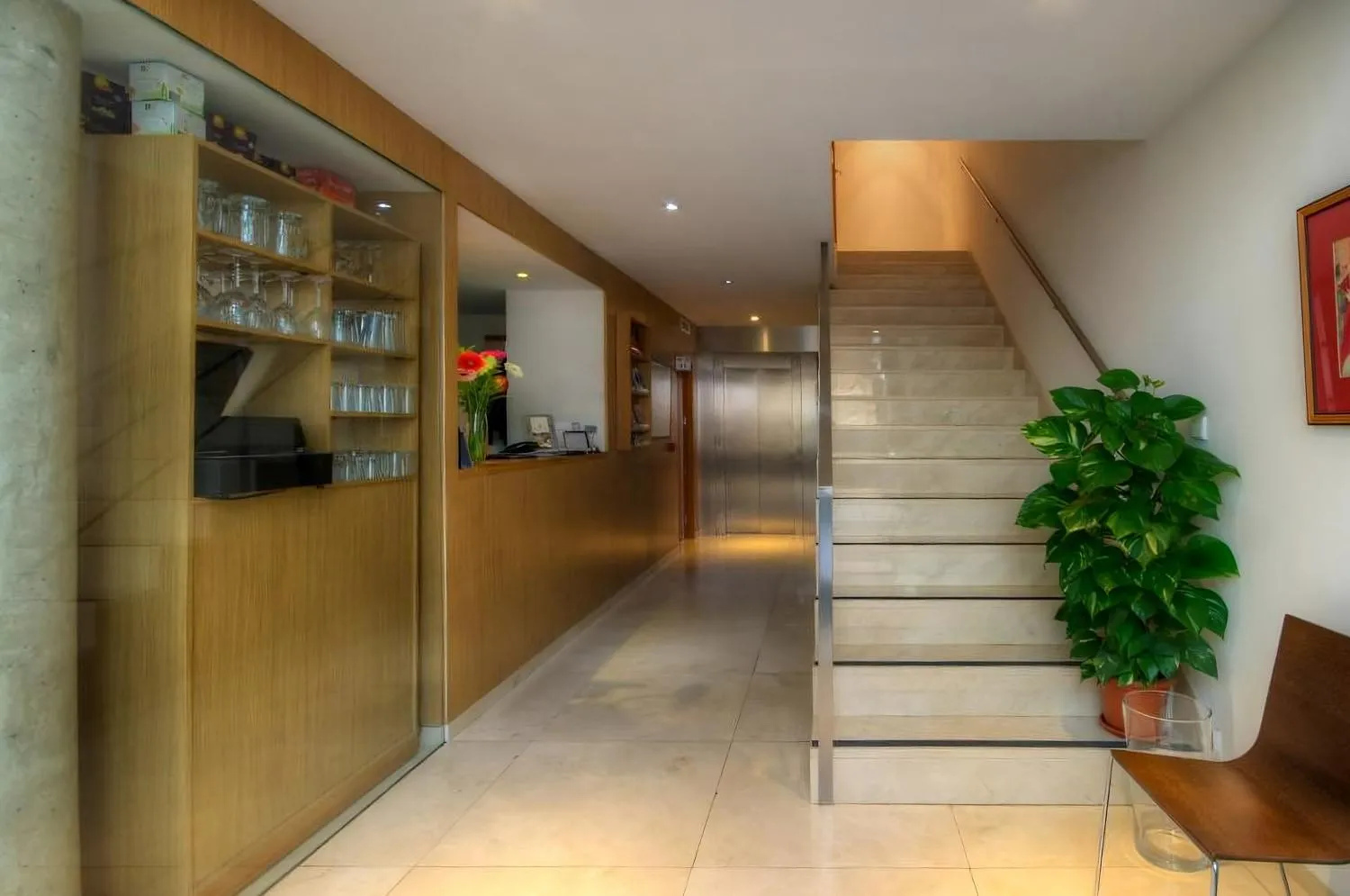 Lobby or reception in BYPILLOW Tiento