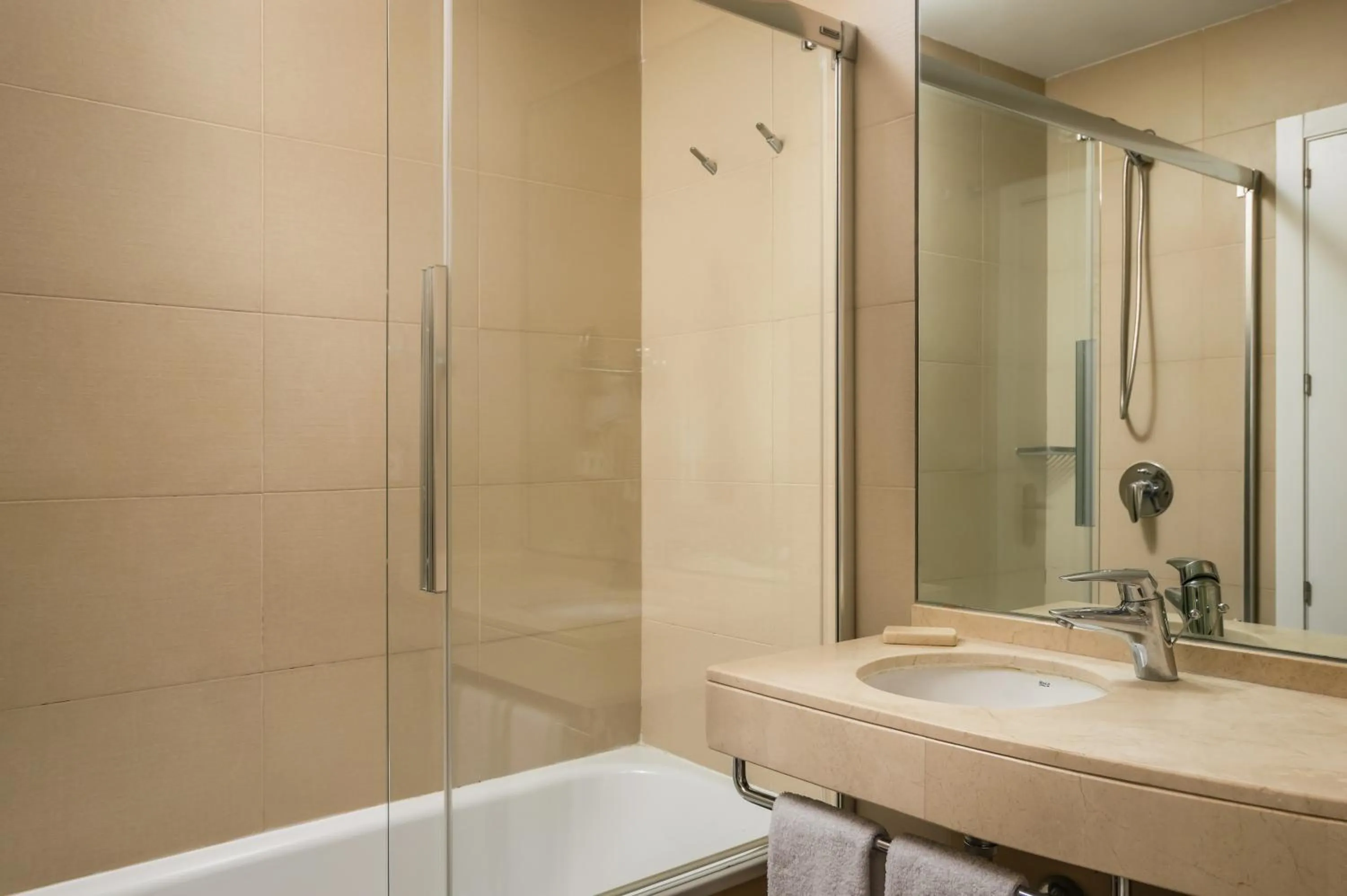 Bathroom in BYPILLOW Tiento