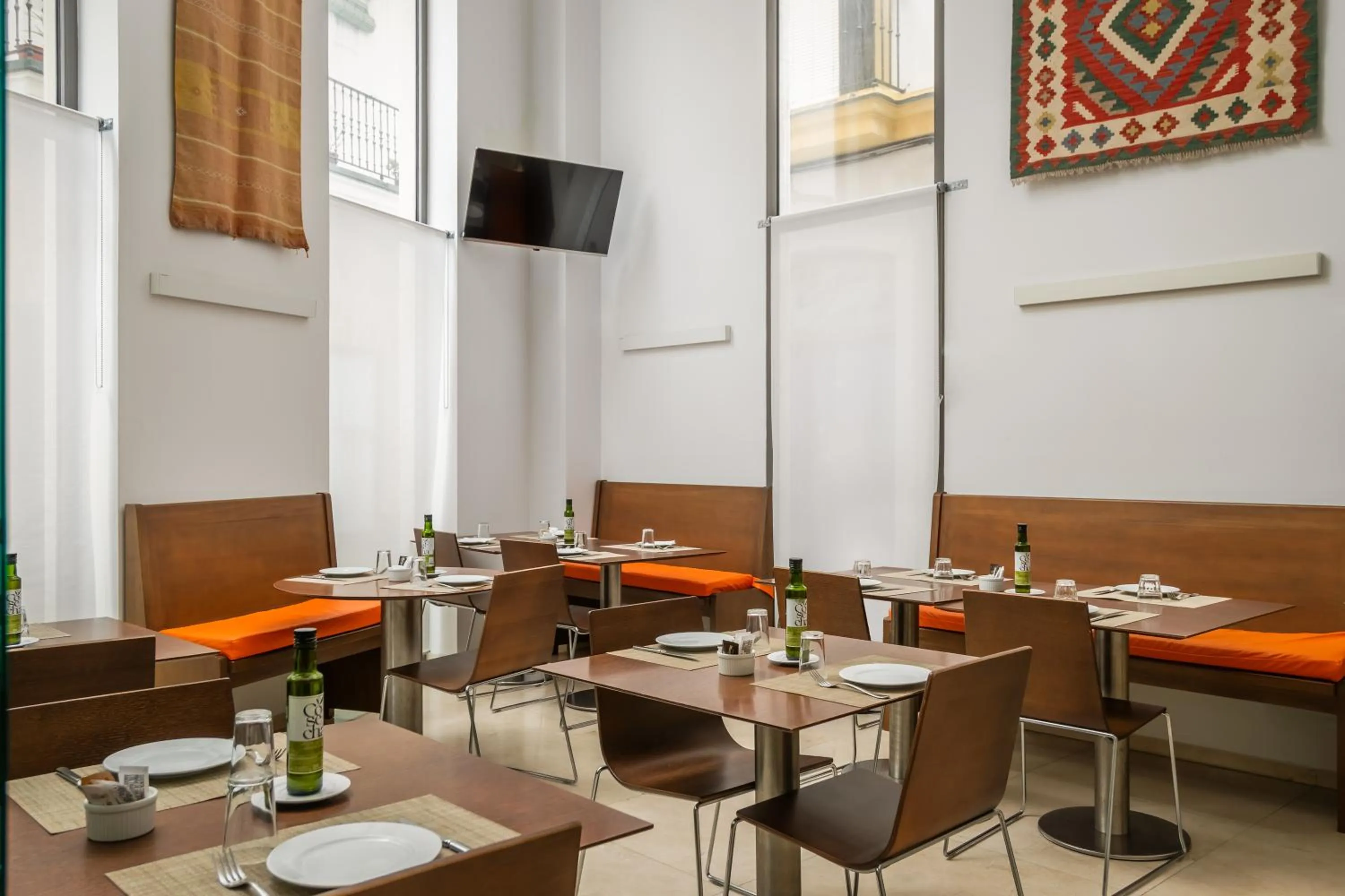 Lounge or bar in BYPILLOW Tiento