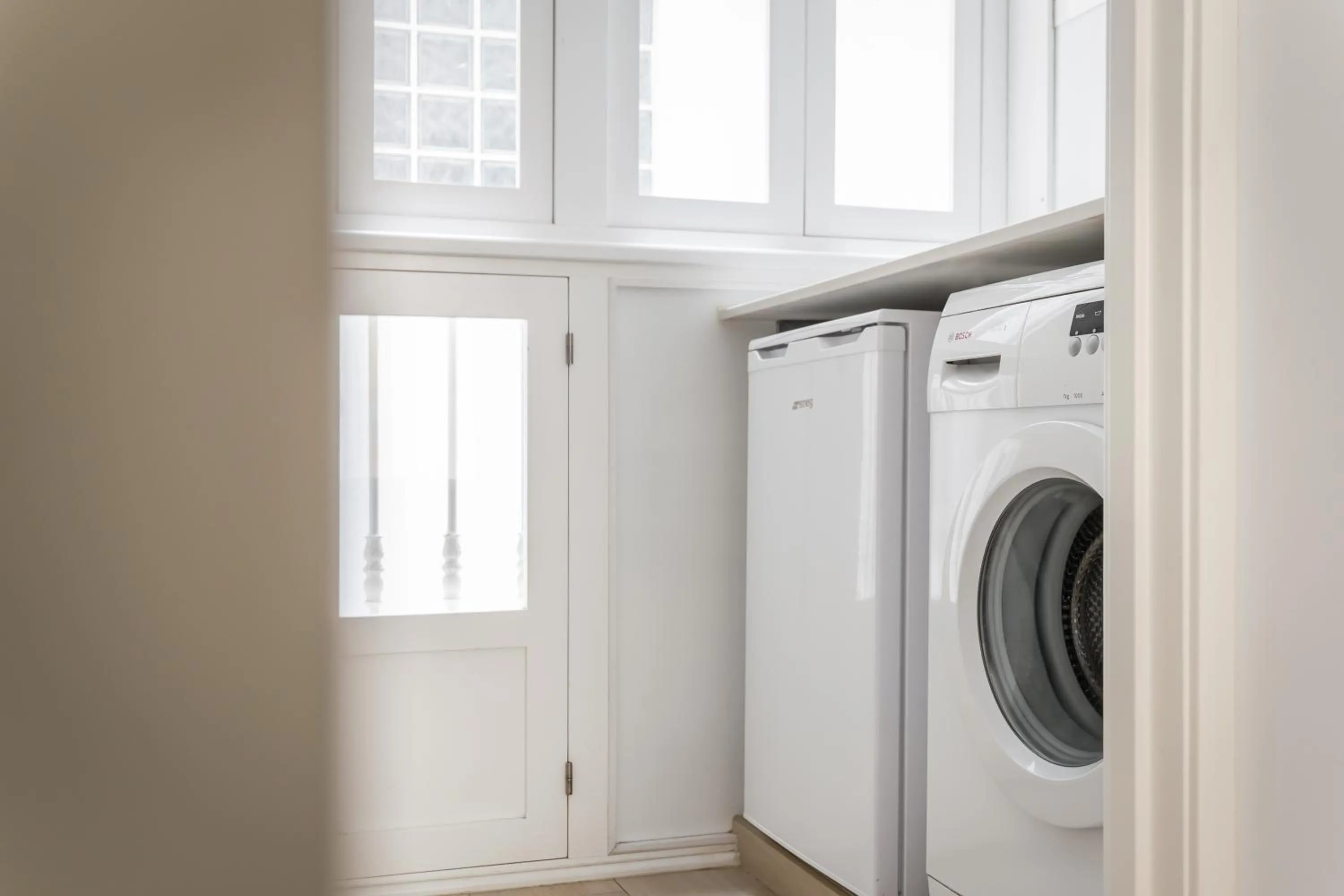 washing machine in BYPILLOW Tiento