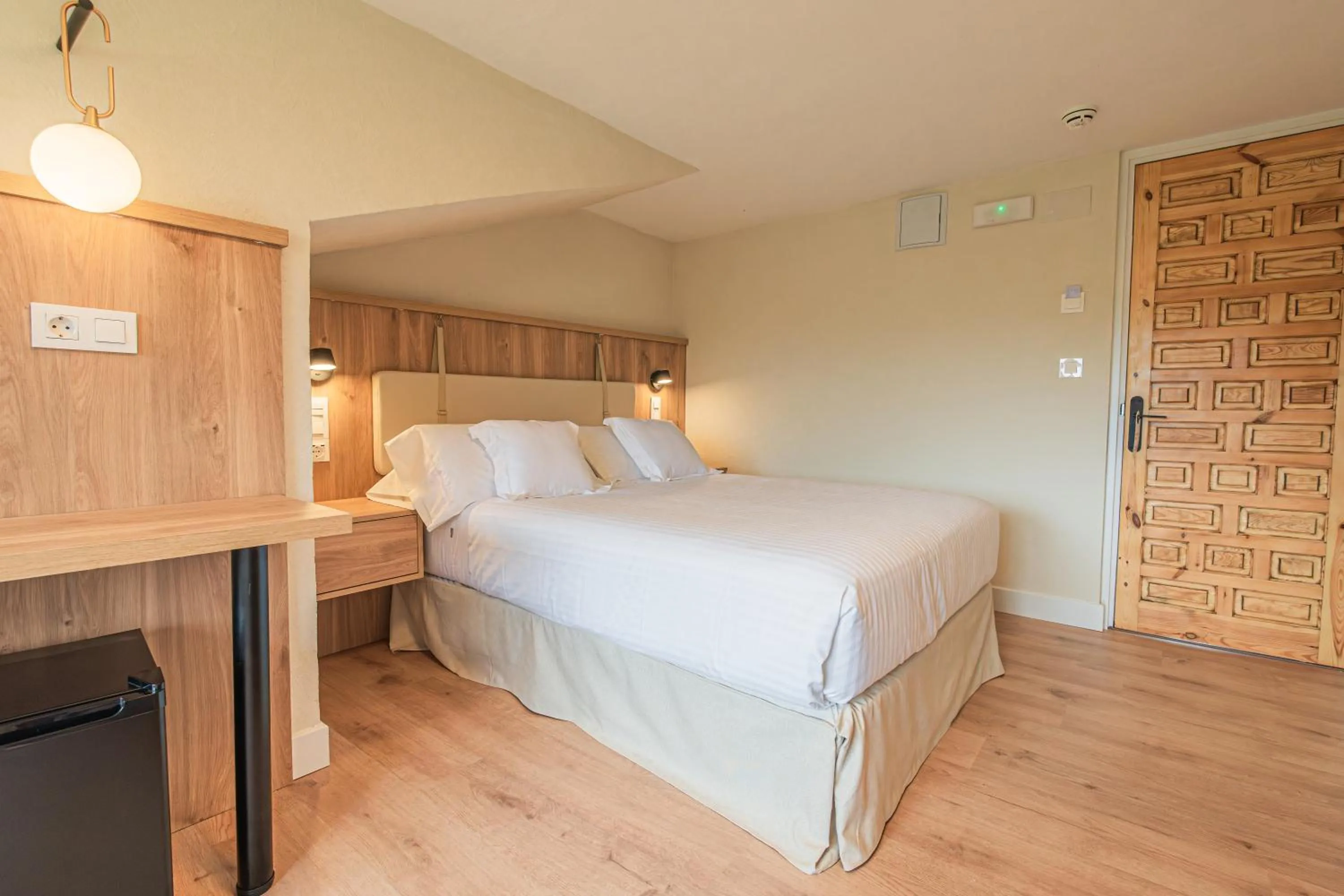 Hotel BESTPRICE Santillana