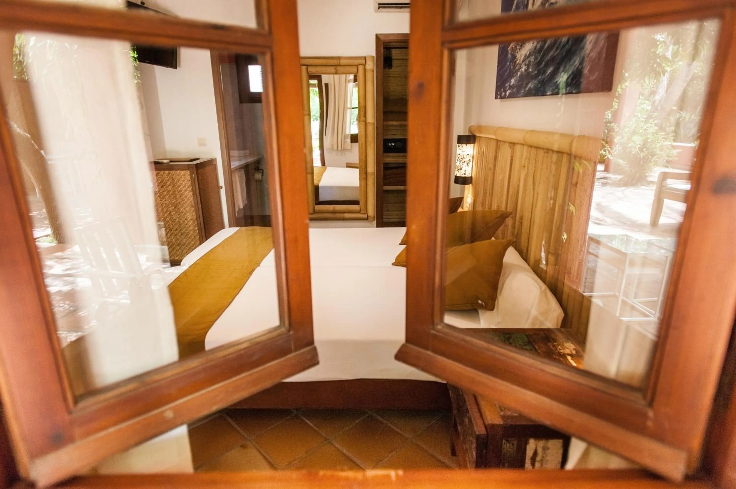 Photo of the whole room in 100% Fun