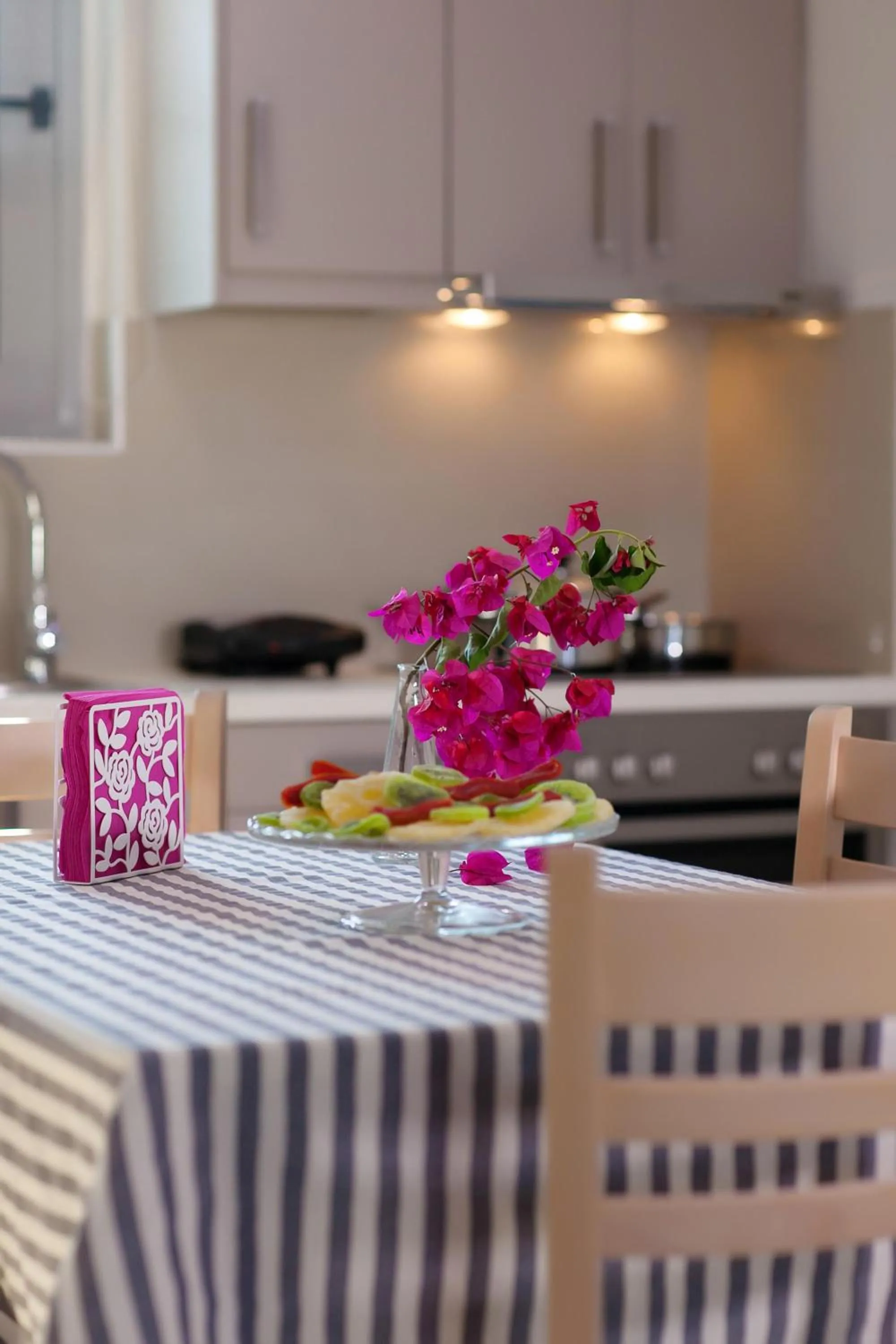 Dining area in Zante Suites
