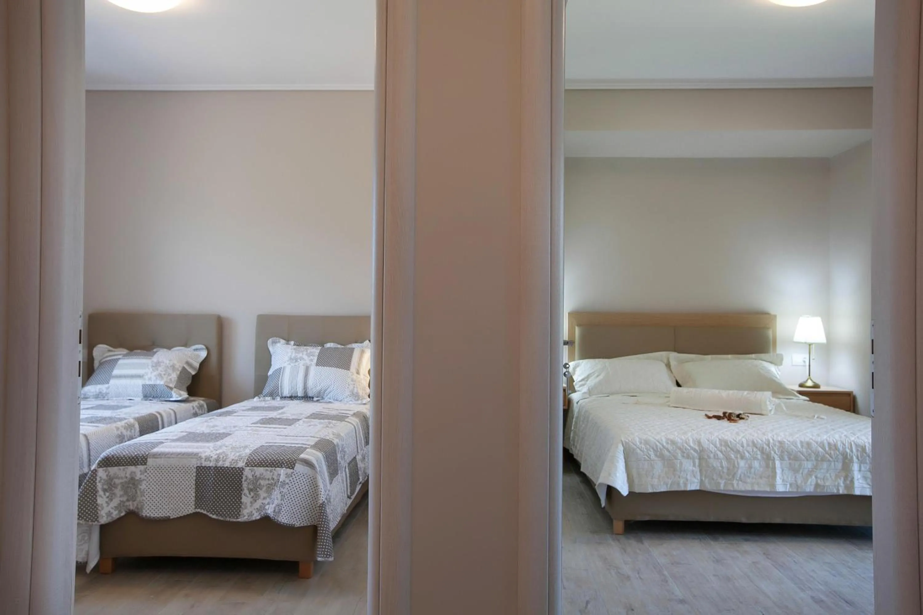 Photo of the whole room, Bed in Zante Suites