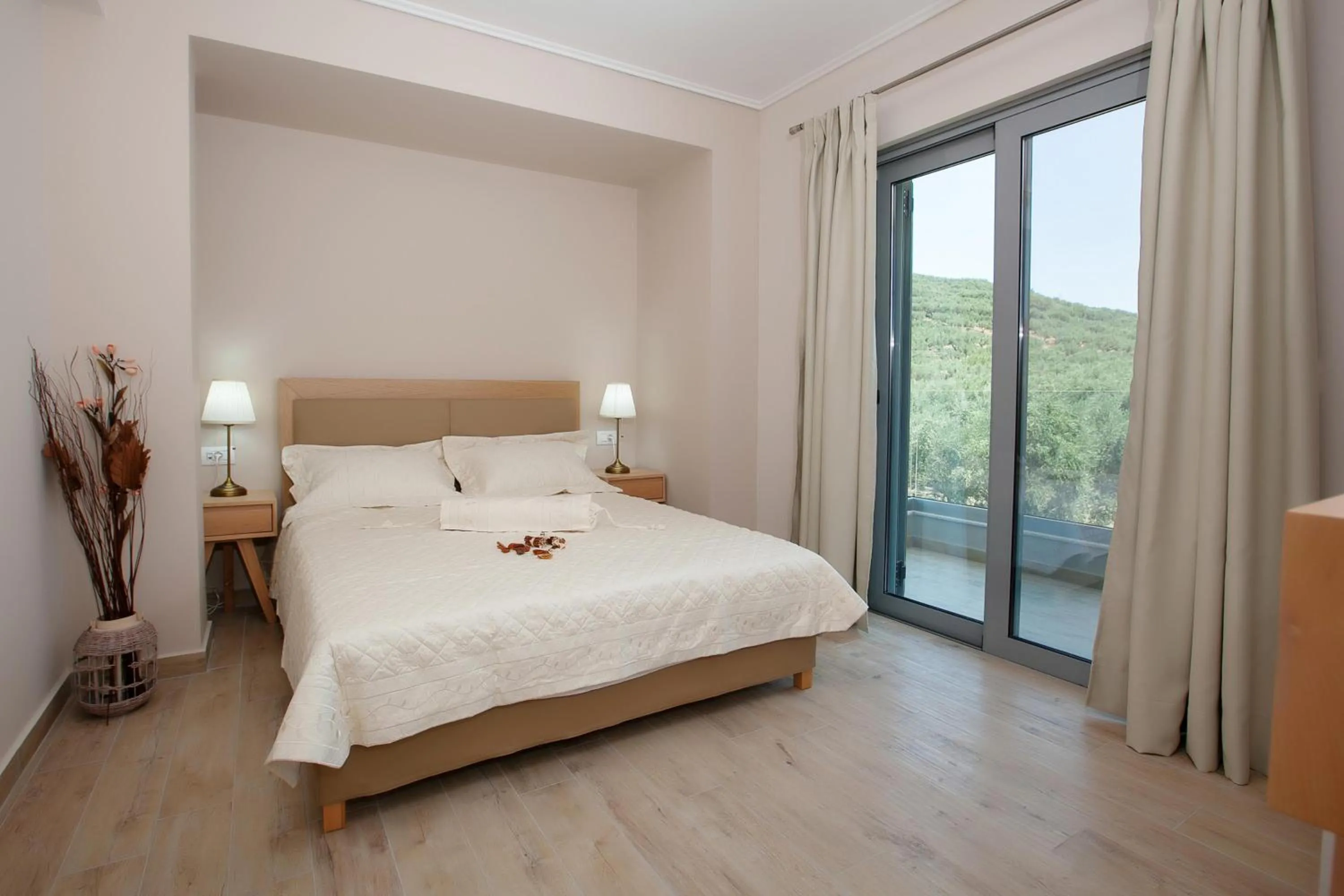 Day, Bed in Zante Suites