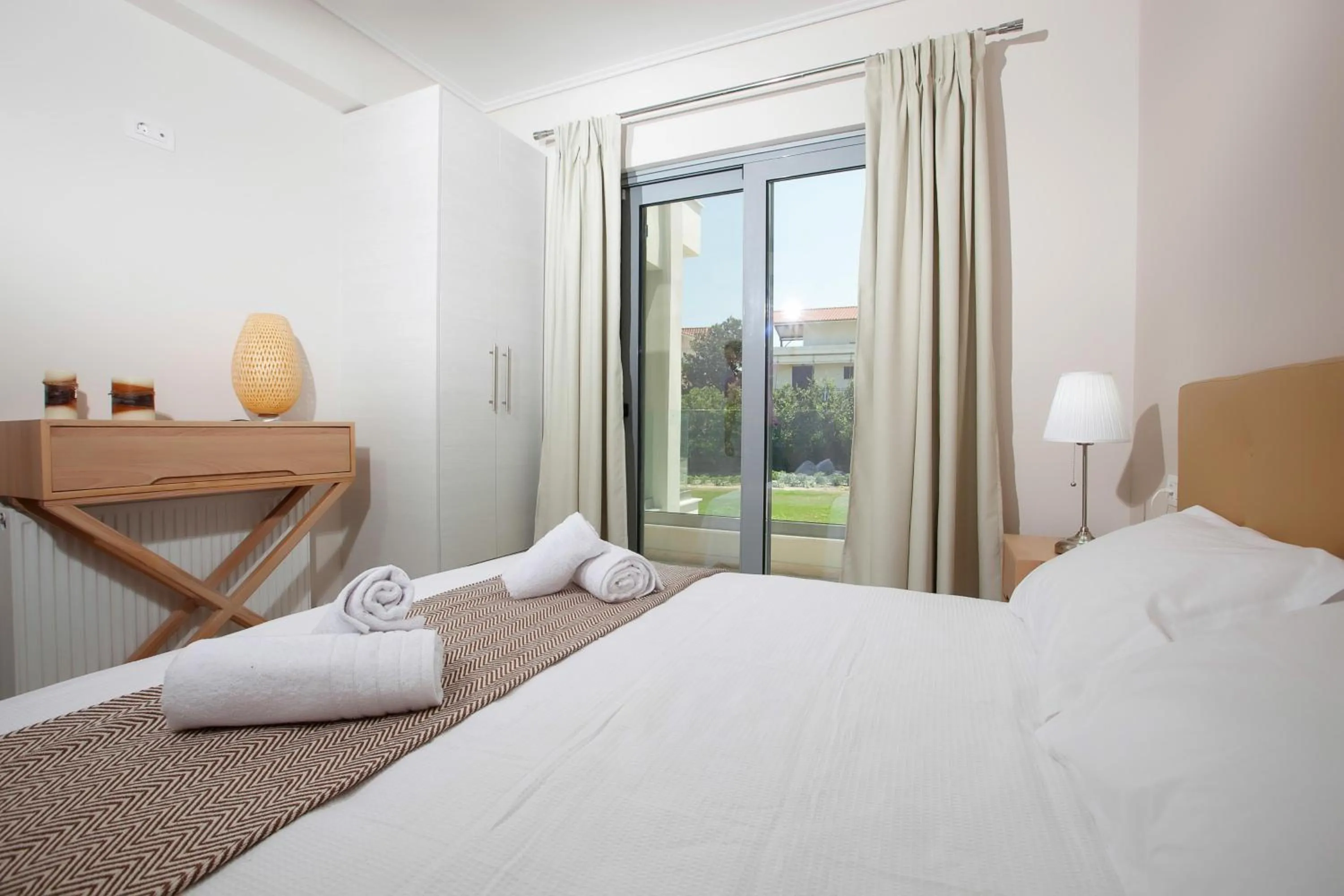 Bedroom, Bed in Zante Suites
