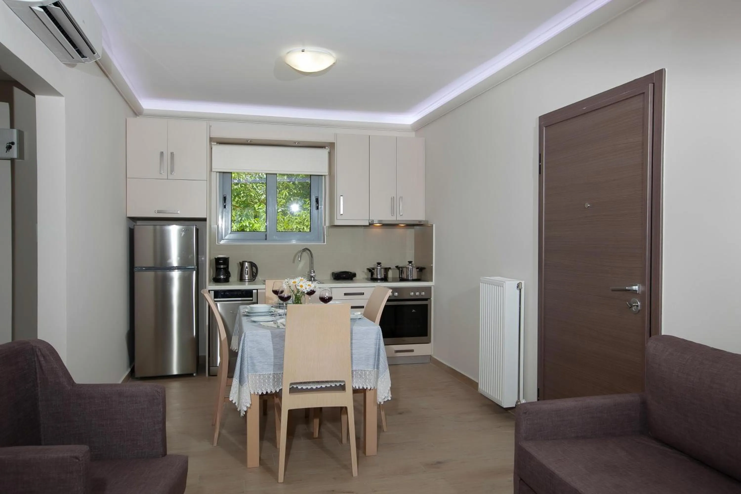 Kitchen or kitchenette in Zante Suites