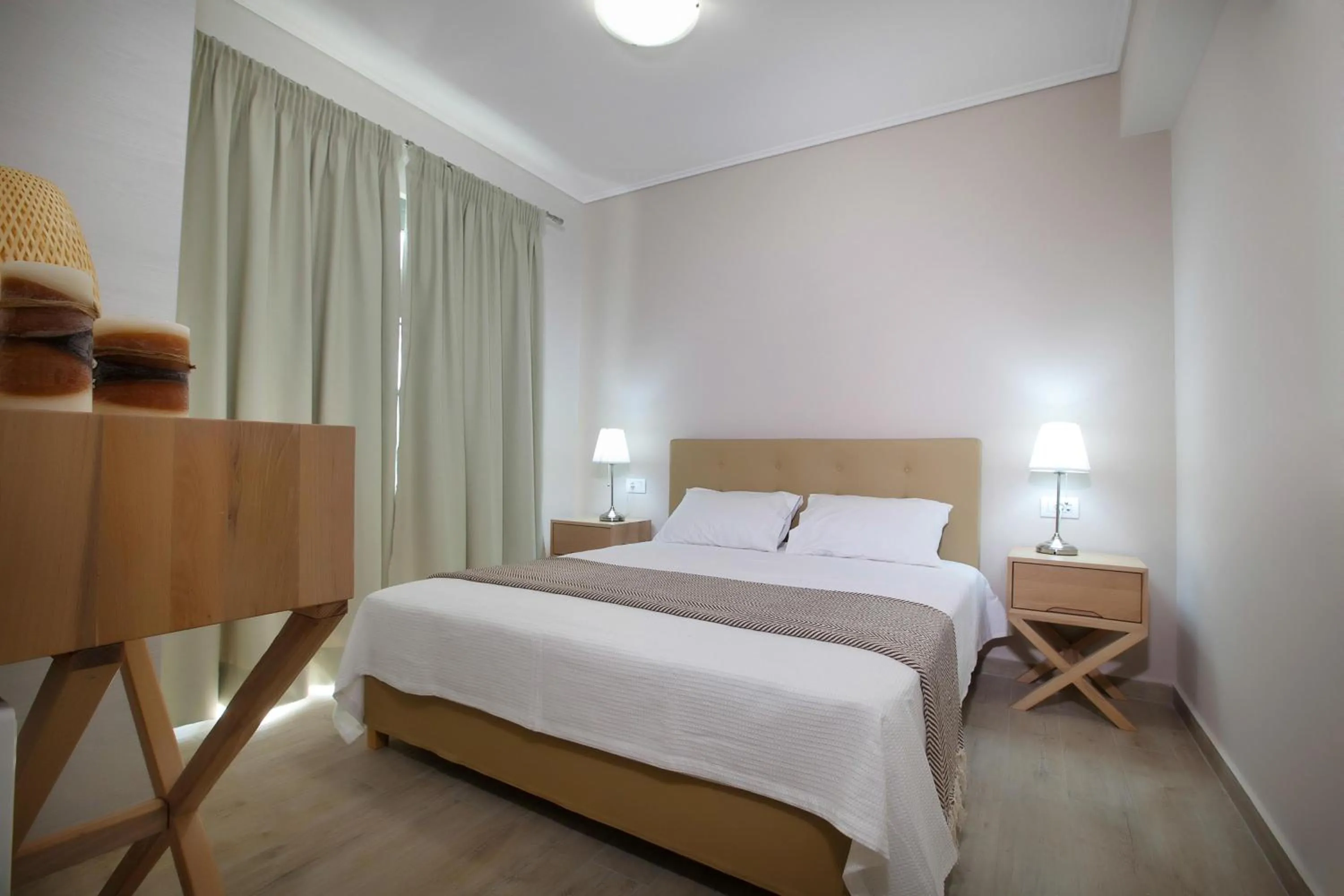 Photo of the whole room, Bed in Zante Suites