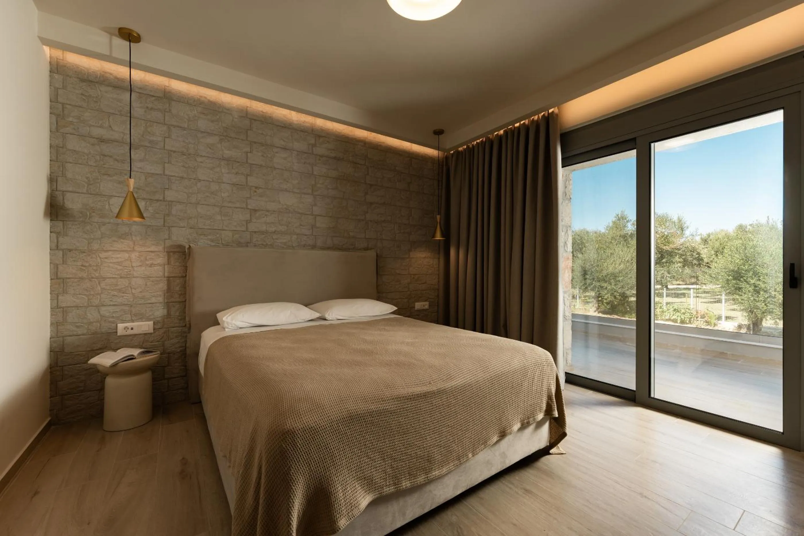 Bedroom, Bed in Zante Suites