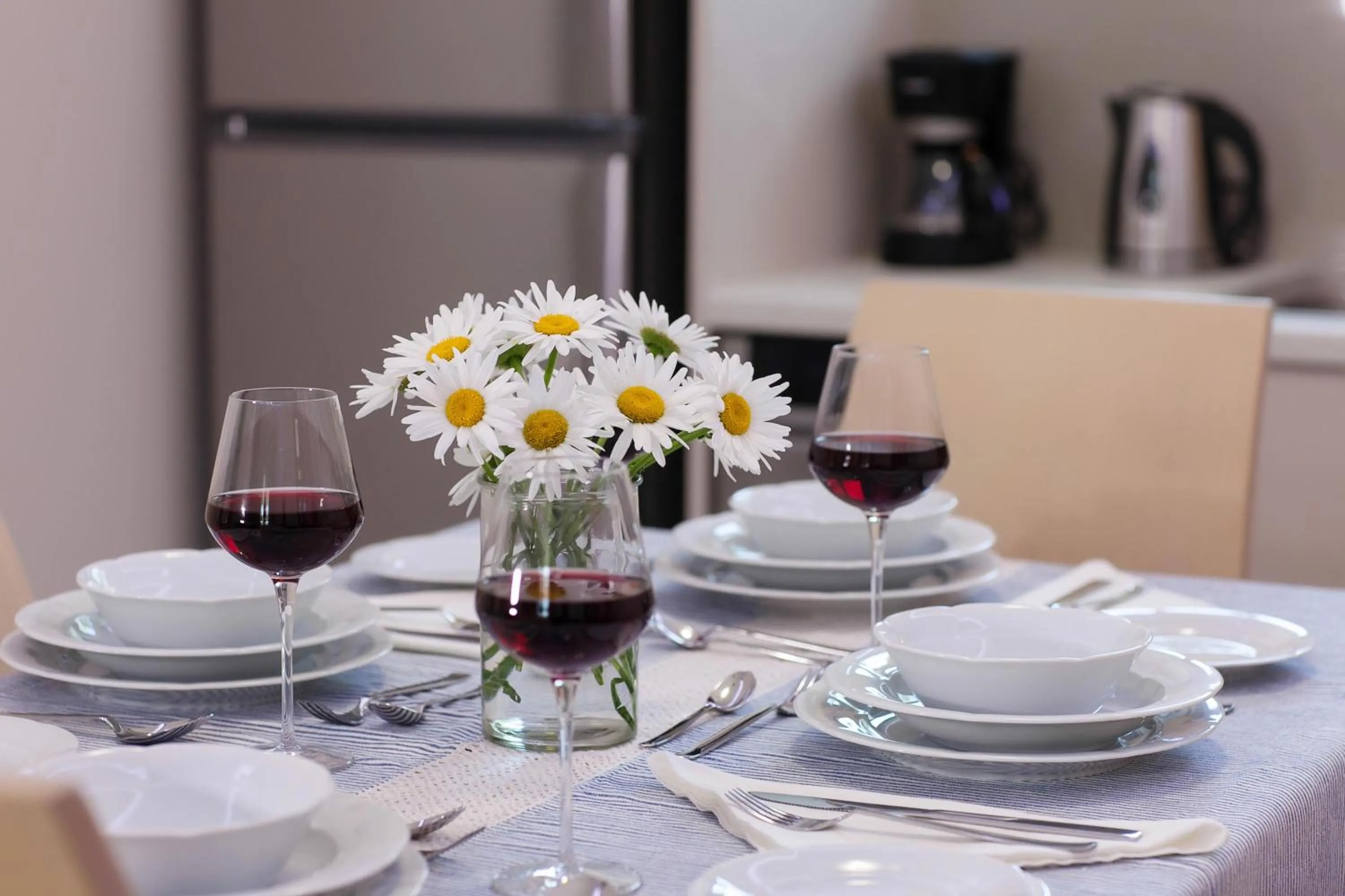 Alcoholic drinks in Zante Suites
