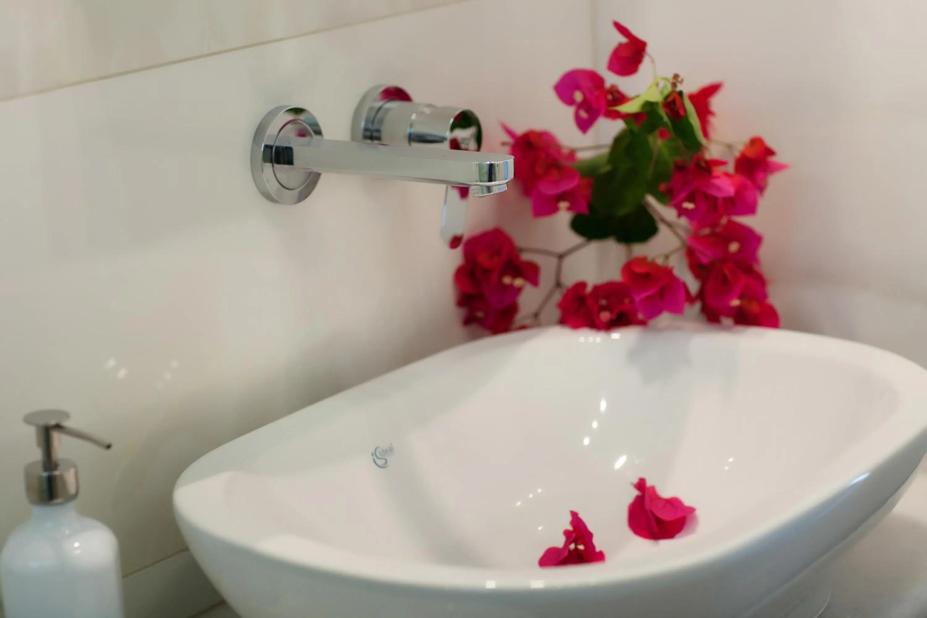 Decorative detail in Zante Suites