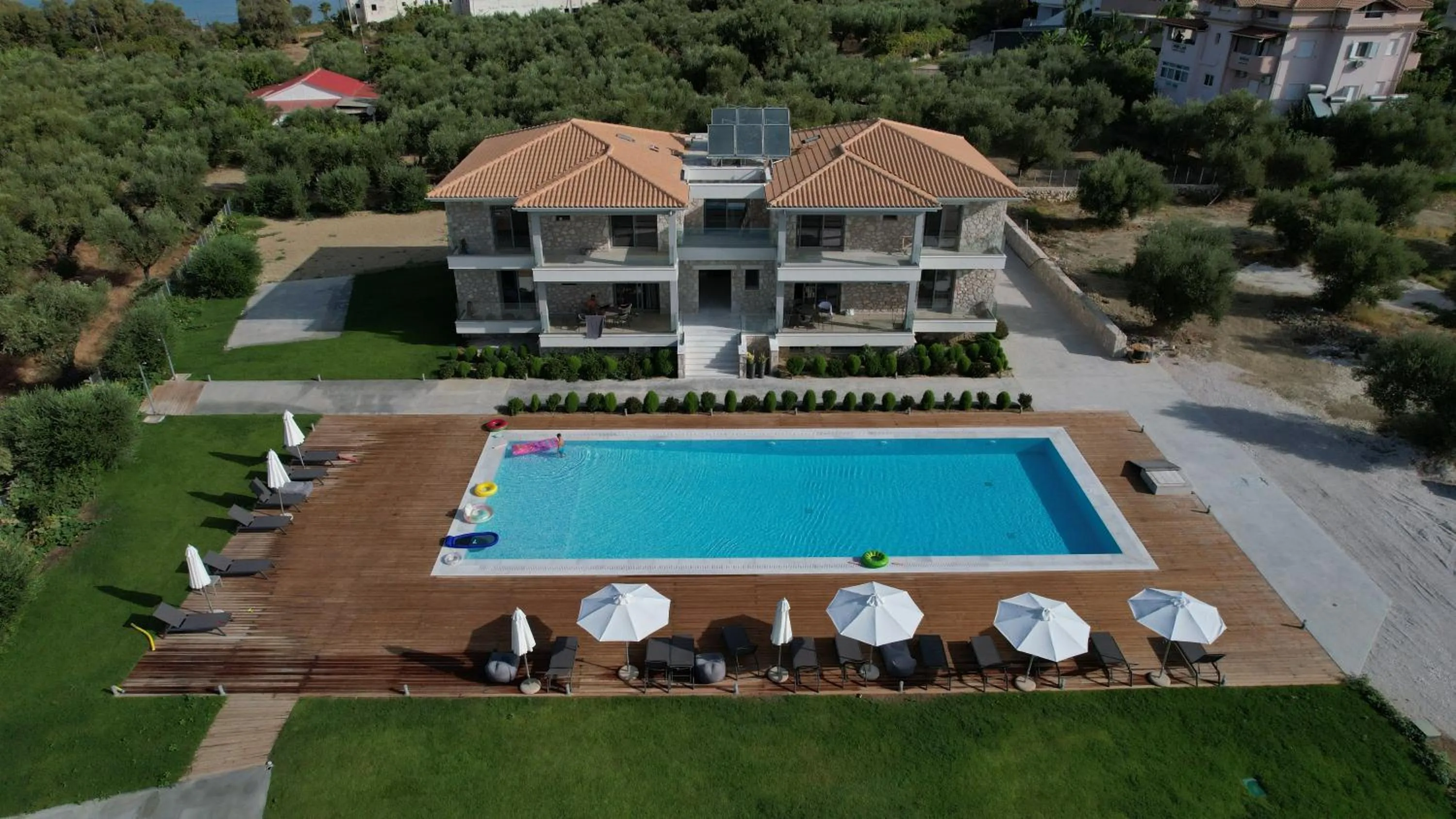 Property building in Zante Suites