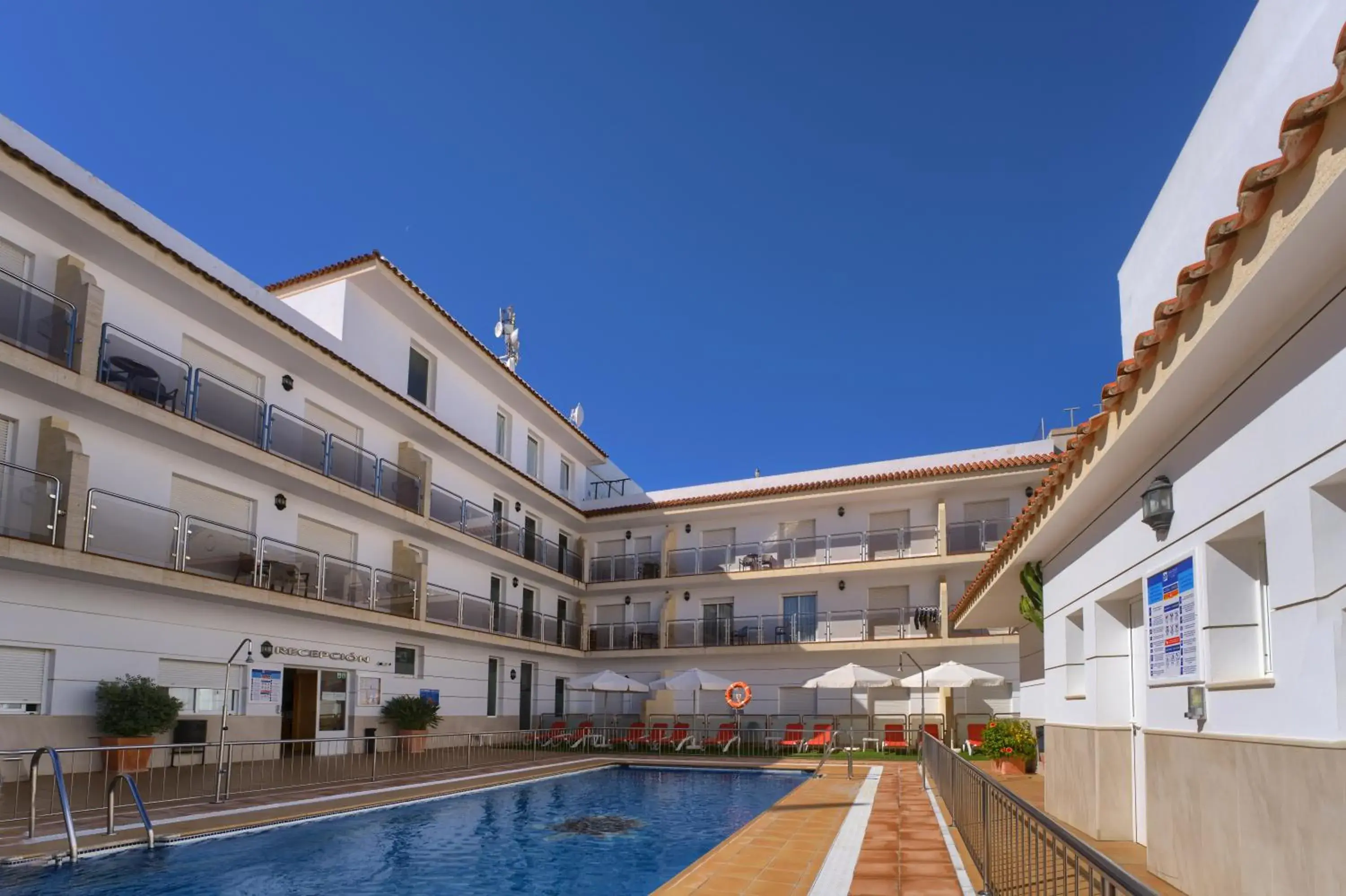 Hotel Apartamentos Loto Conil Hotel Apartamentos Loto Conil