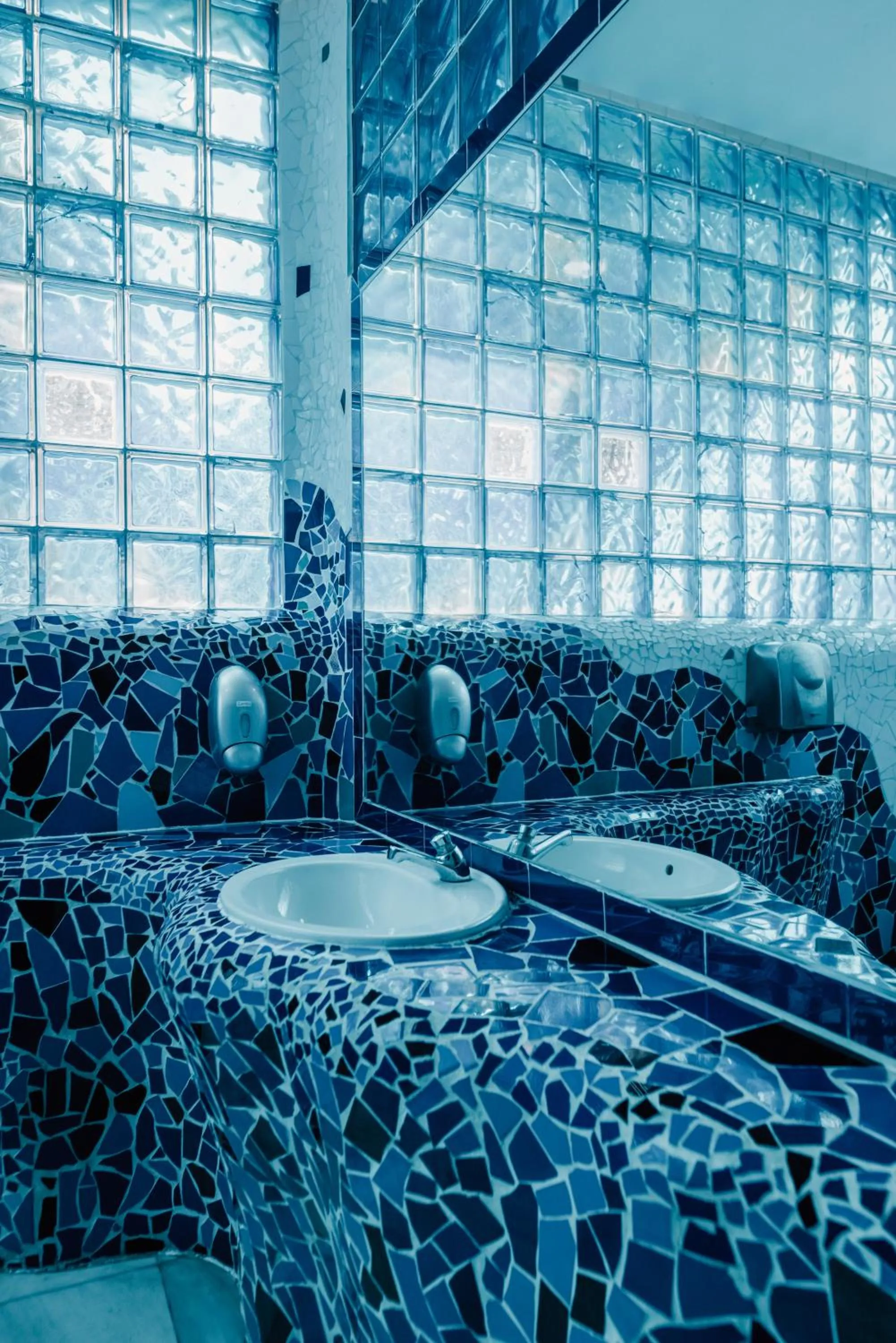 Property building in Hotel Apartamentos Londres La Manga