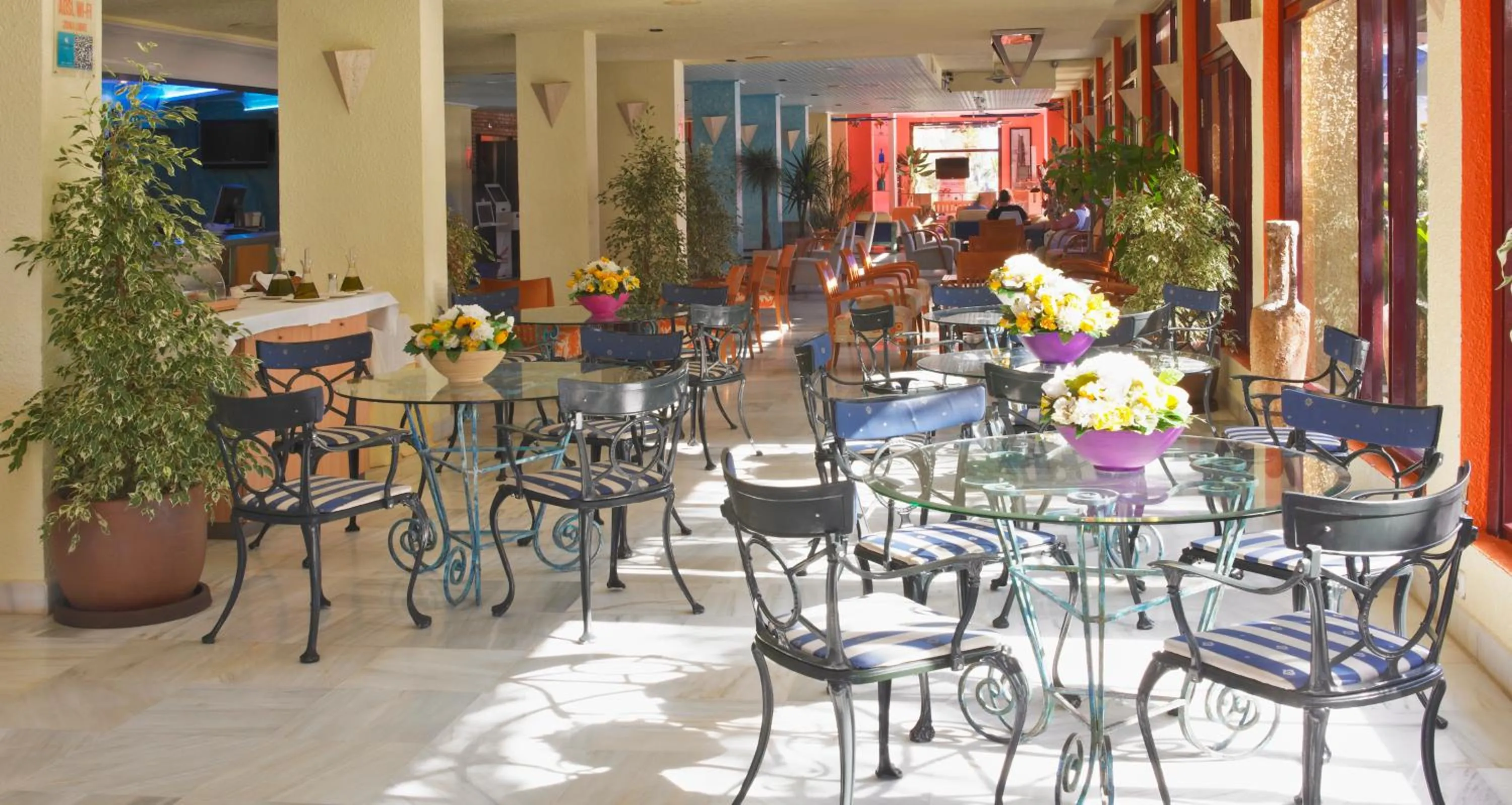 Balcony/Terrace in Hotel Apartamentos Londres La Manga