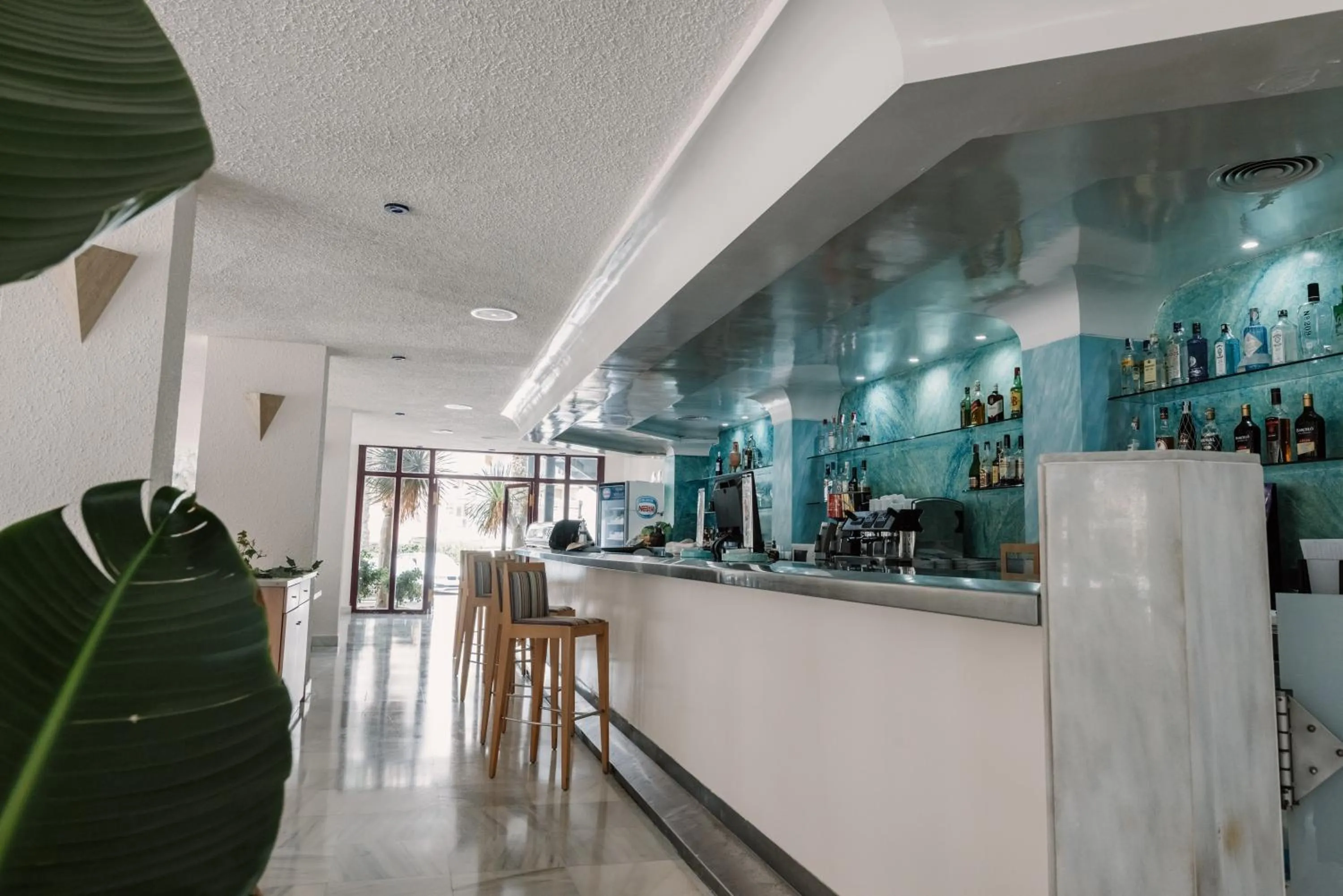 Lounge or bar in Hotel Apartamentos Londres La Manga