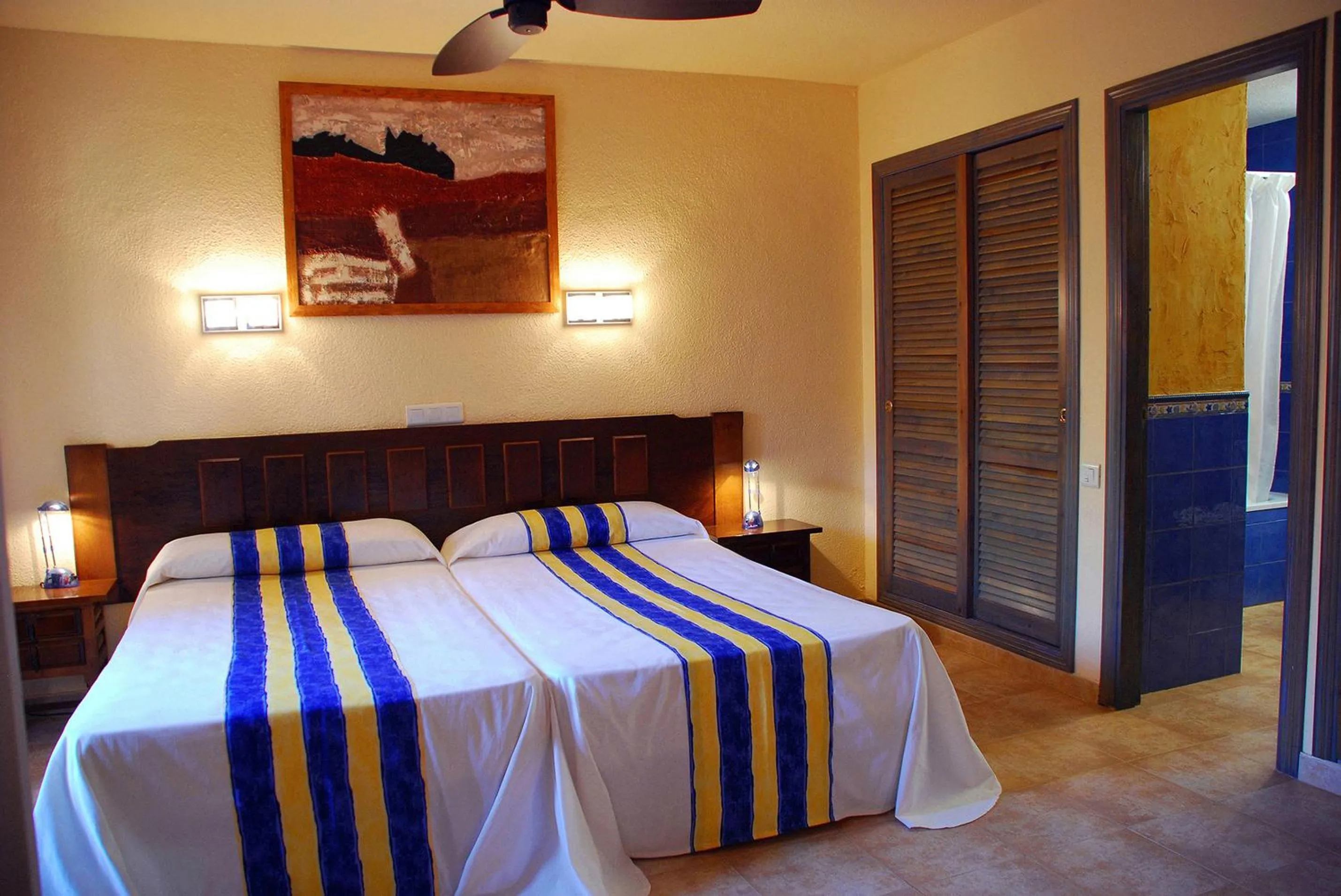 Photo of the whole room, Bed in Hotel Apartamentos Londres La Manga