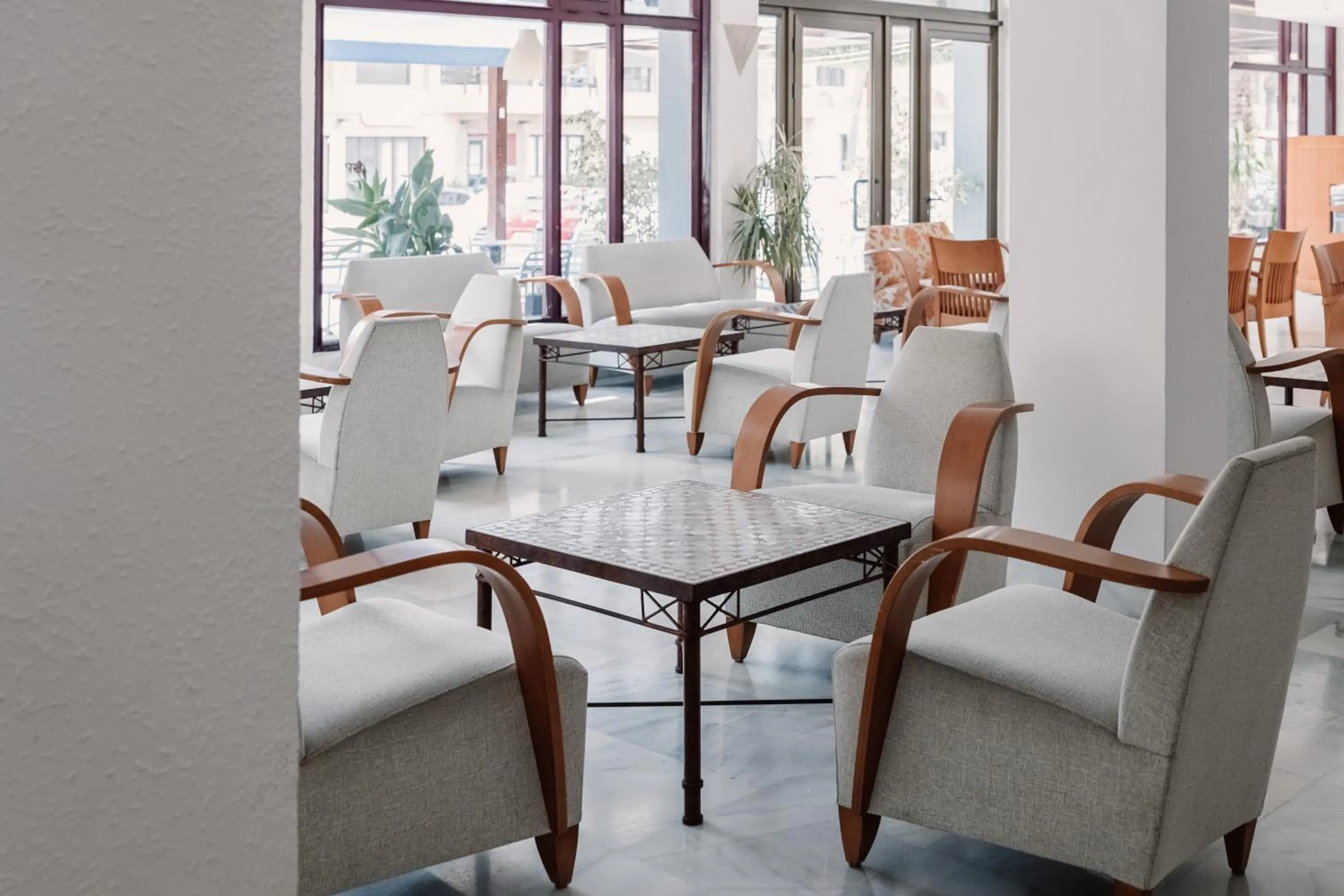 Property building in Hotel Apartamentos Londres La Manga