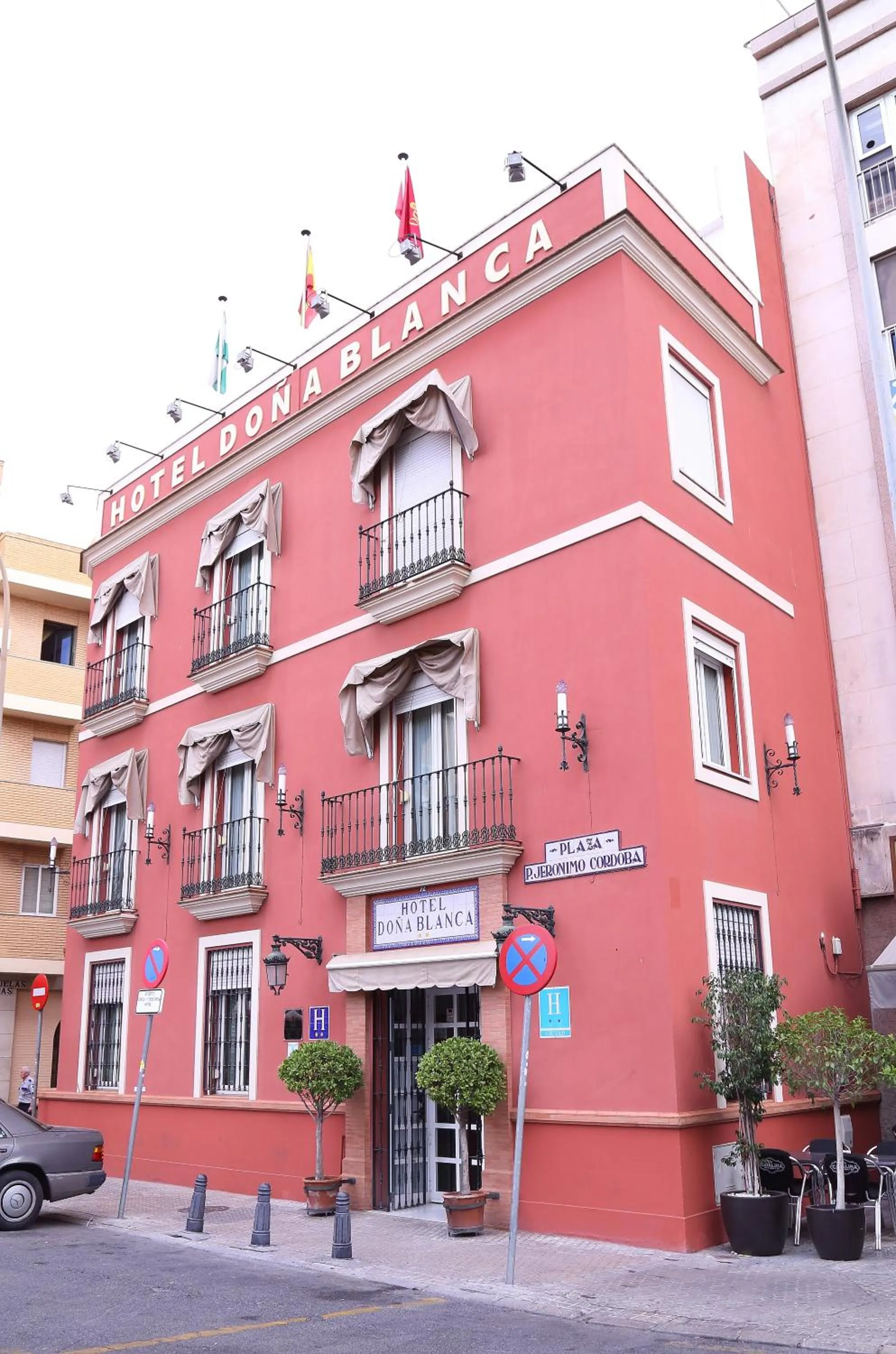 Facade/entrance in Hotel Doña Blanca
