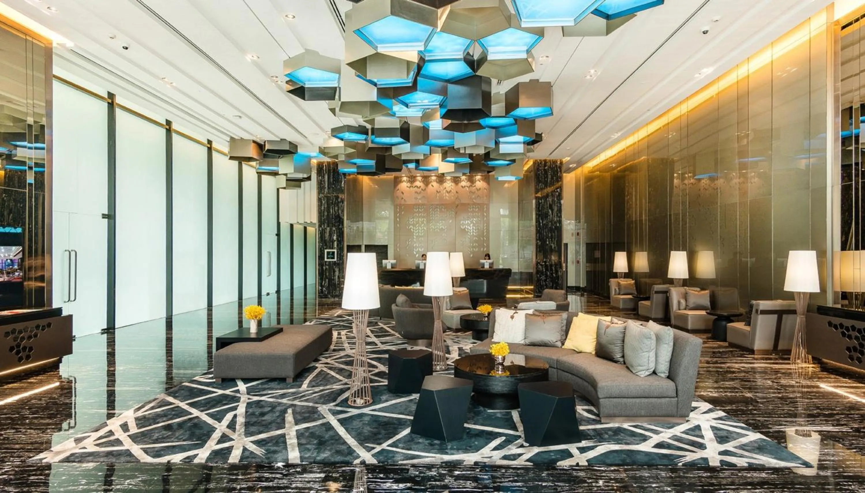 Lobby or reception in SKYVIEW Hotel Bangkok - Sukhumvit