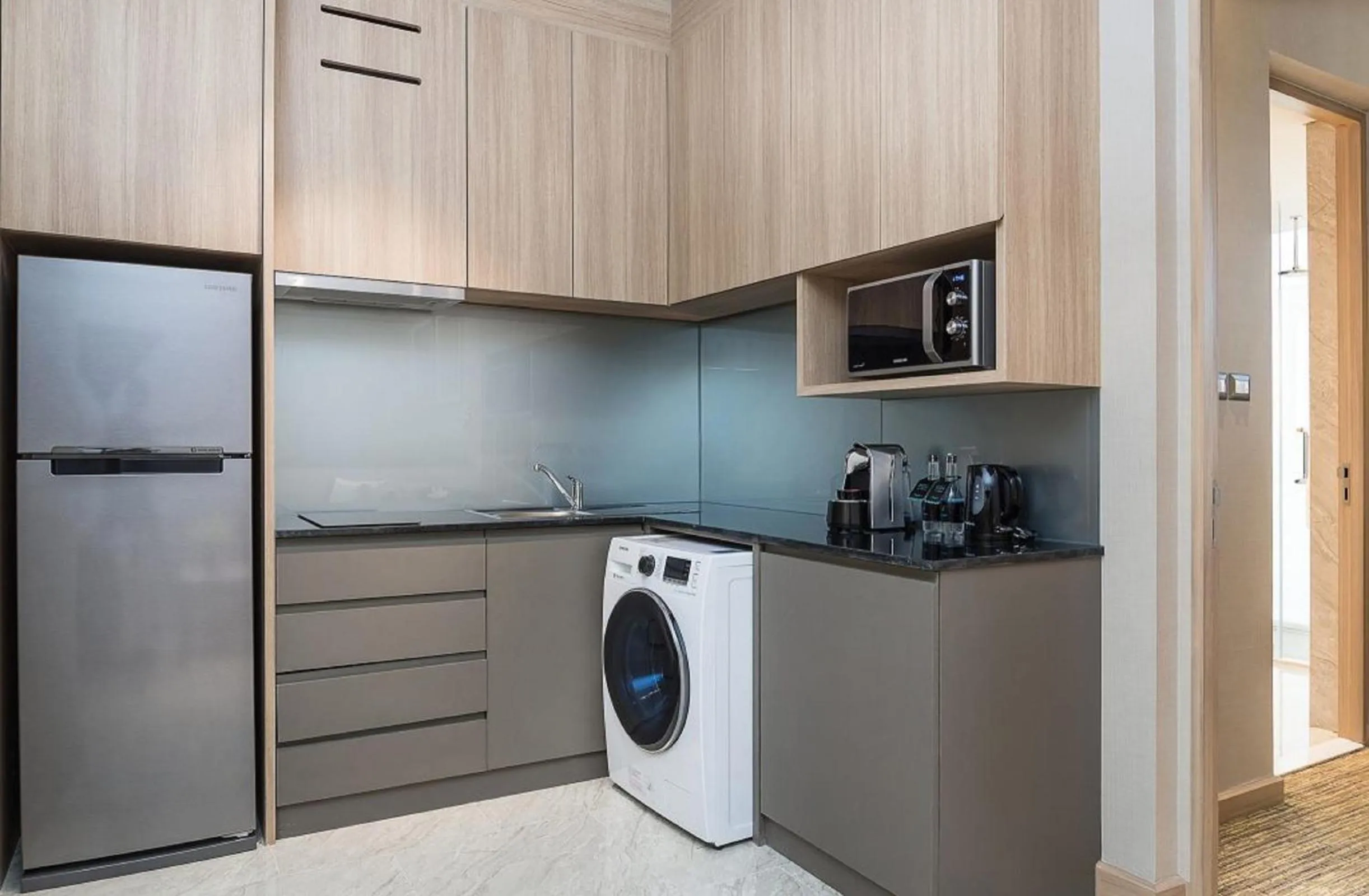 Kitchen or kitchenette in SKYVIEW Hotel Bangkok - Sukhumvit