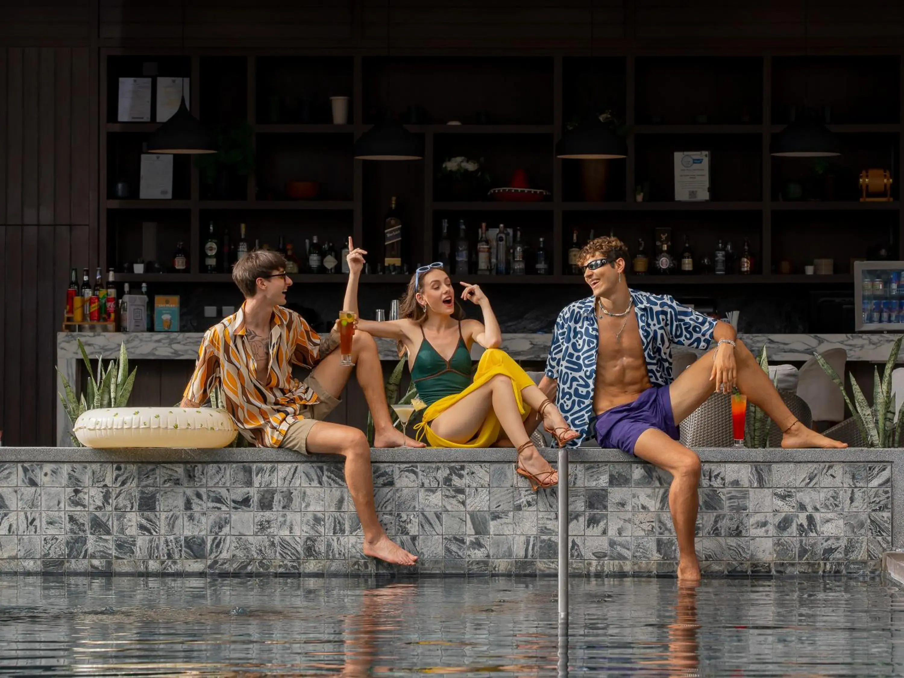 Swimming pool in SKYVIEW Hotel Bangkok - Sukhumvit Swimming pool in SKYVIEW Hotel Bangkok - Sukhumvit