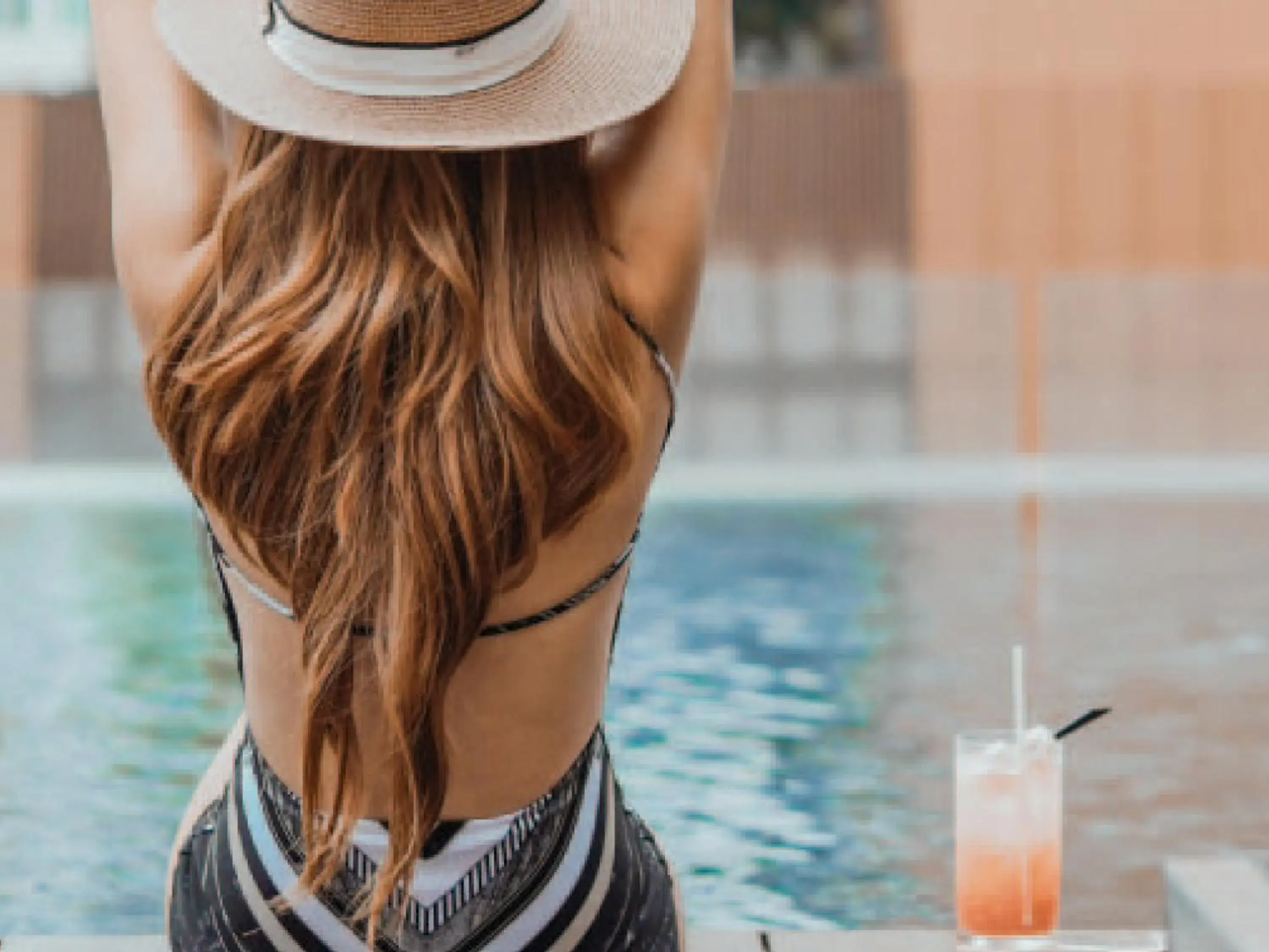 Swimming pool in SKYVIEW Hotel Bangkok - Sukhumvit Swimming pool in SKYVIEW Hotel Bangkok - Sukhumvit