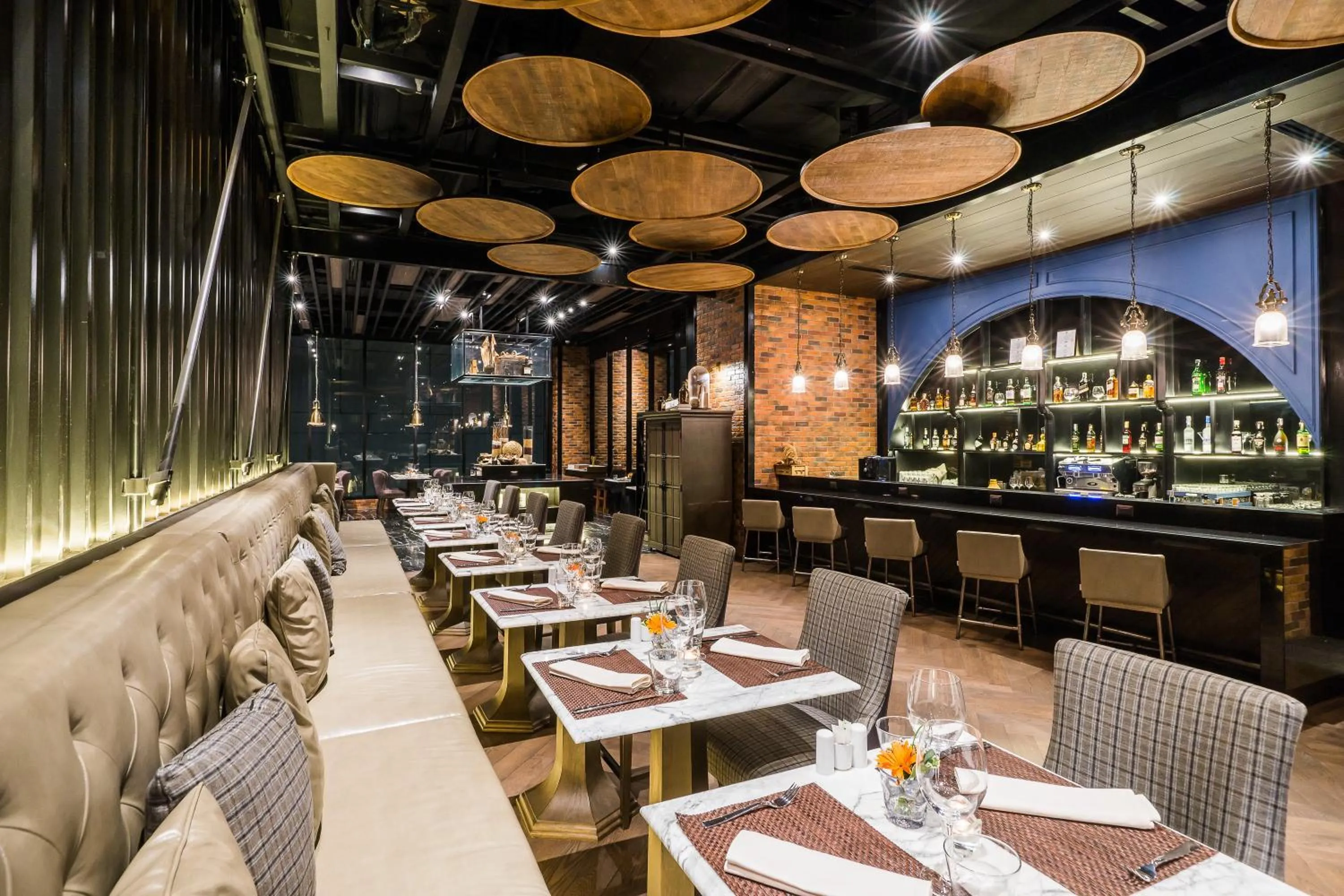 Restaurant/places to eat in SKYVIEW Hotel Bangkok - Sukhumvit