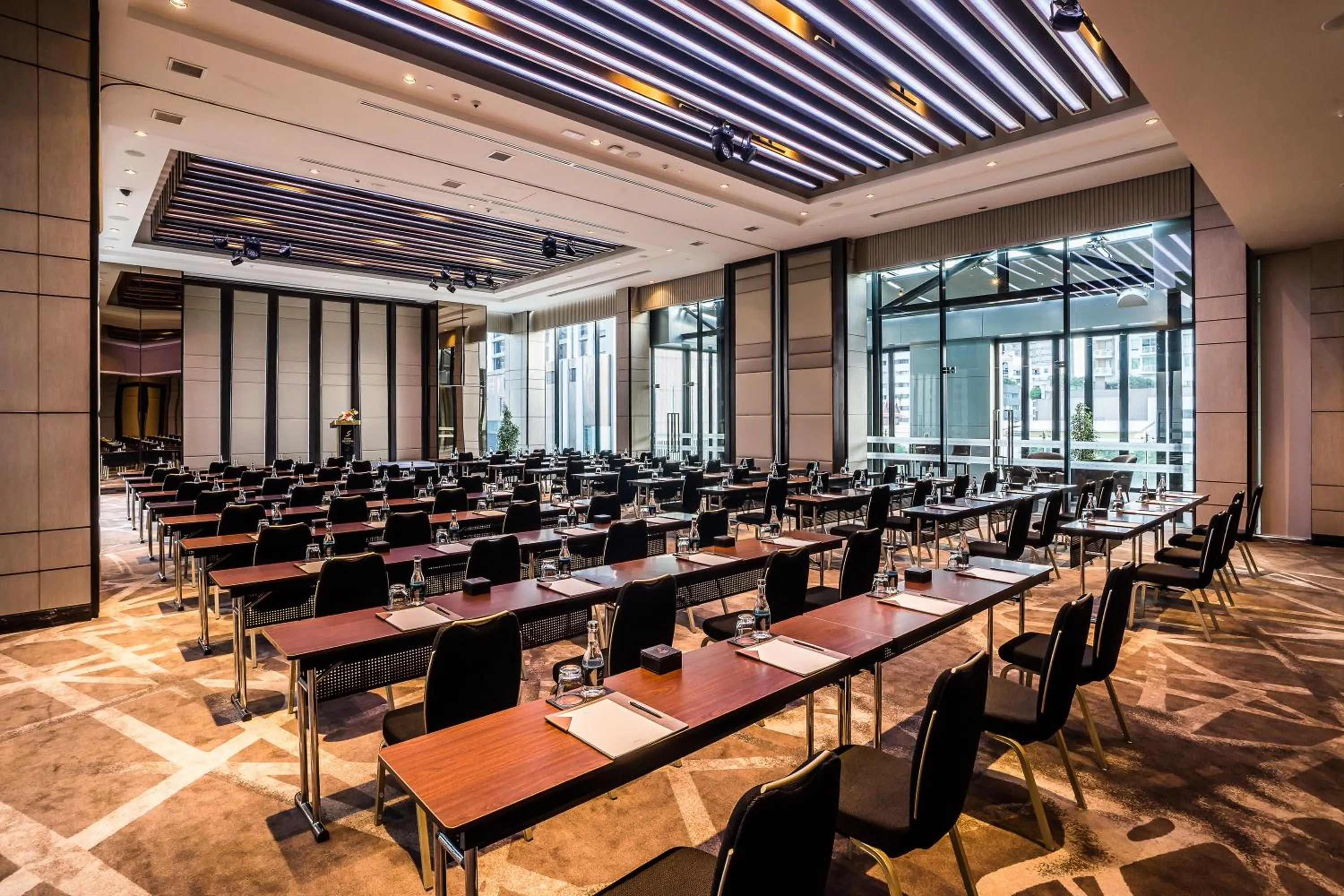 Meeting/conference room in SKYVIEW Hotel Bangkok - Sukhumvit