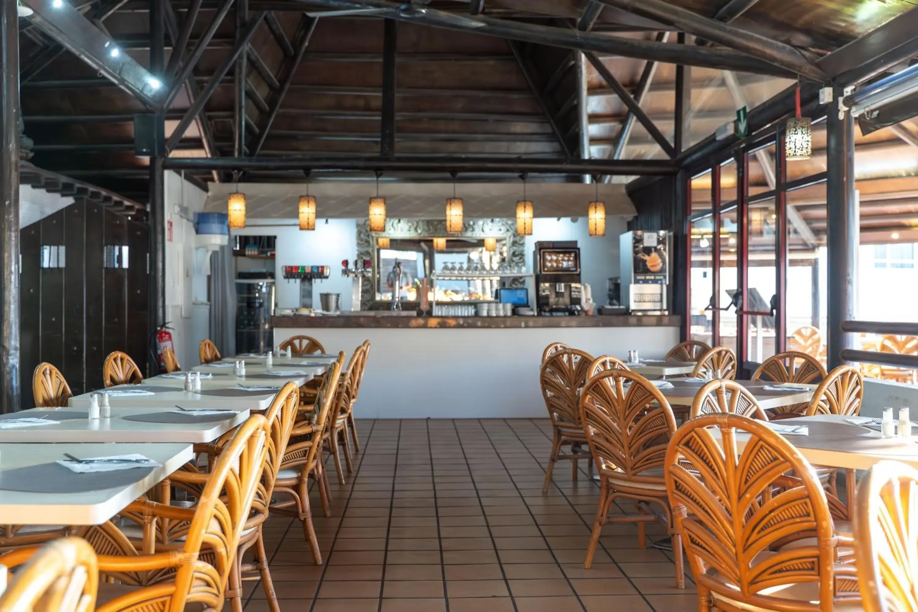 Restaurant/places to eat in Hotel Arena Suite - Adults Only Restaurant/places to eat in Hotel Arena Suite - Adults Only