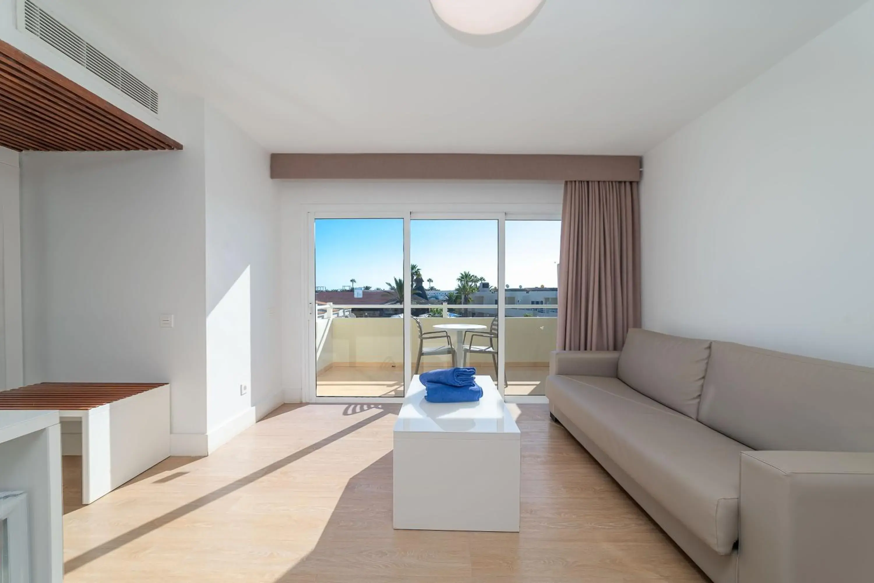 Living room in Hotel Arena Suite - Adults Only Living room in Hotel Arena Suite - Adults Only